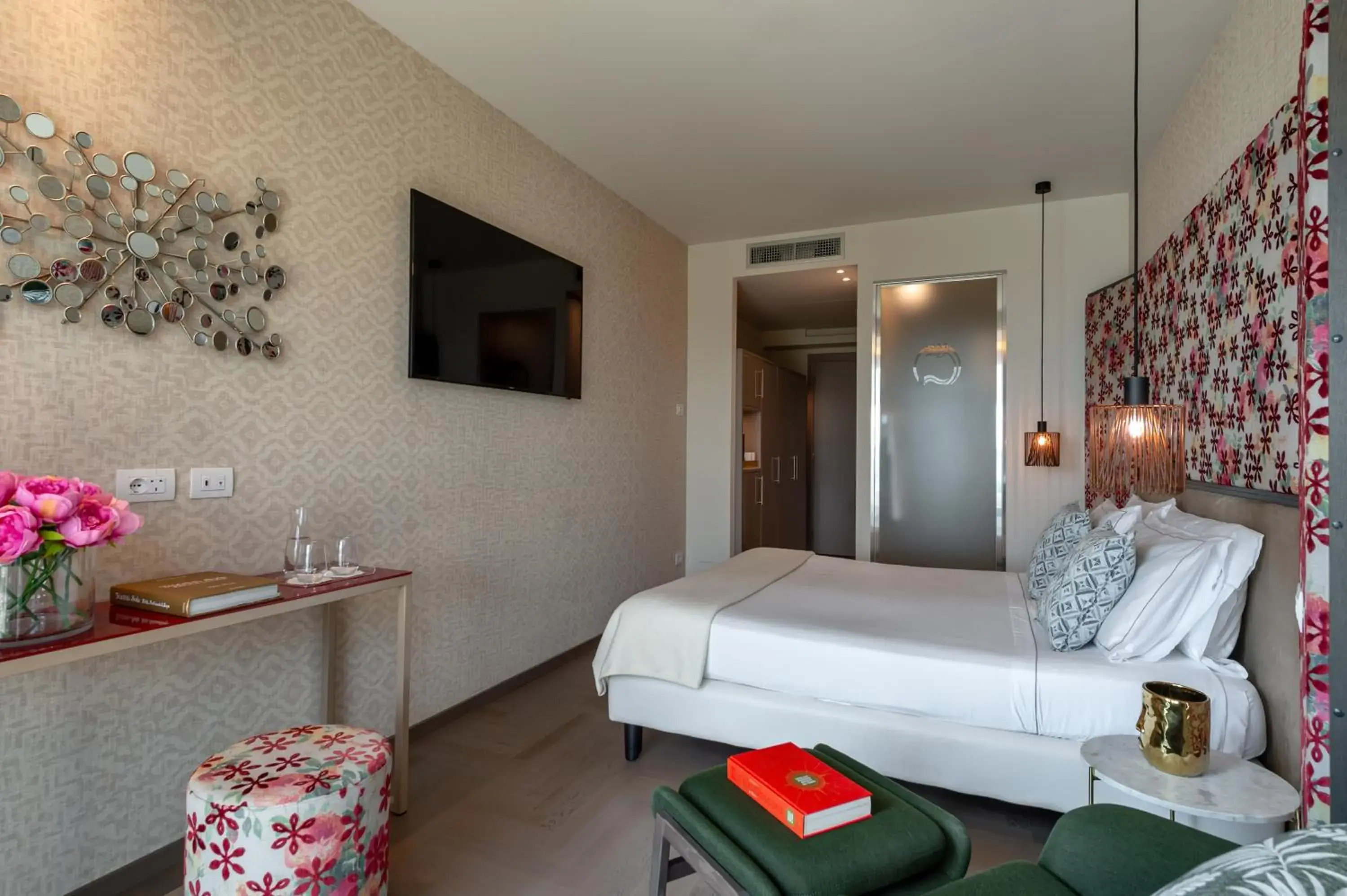 TV and multimedia, Bed in Olivi Hotel & Natural Spa