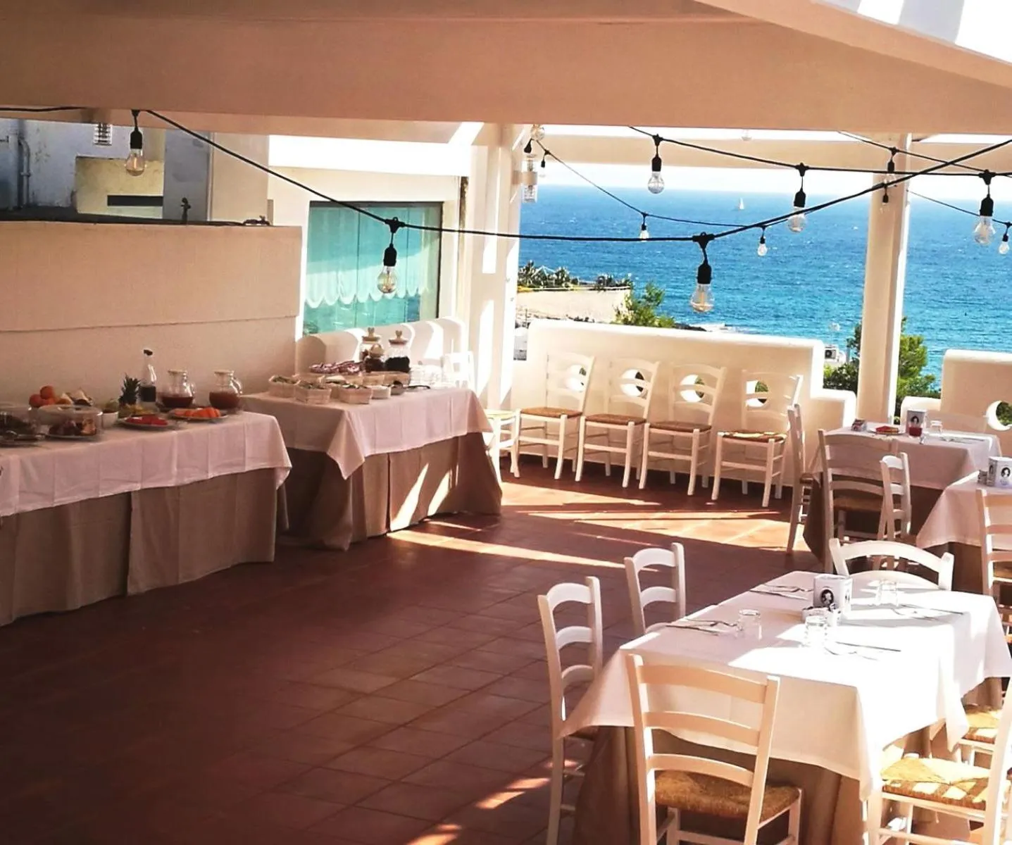 Restaurant/places to eat in Hotel Residence La Corvetta