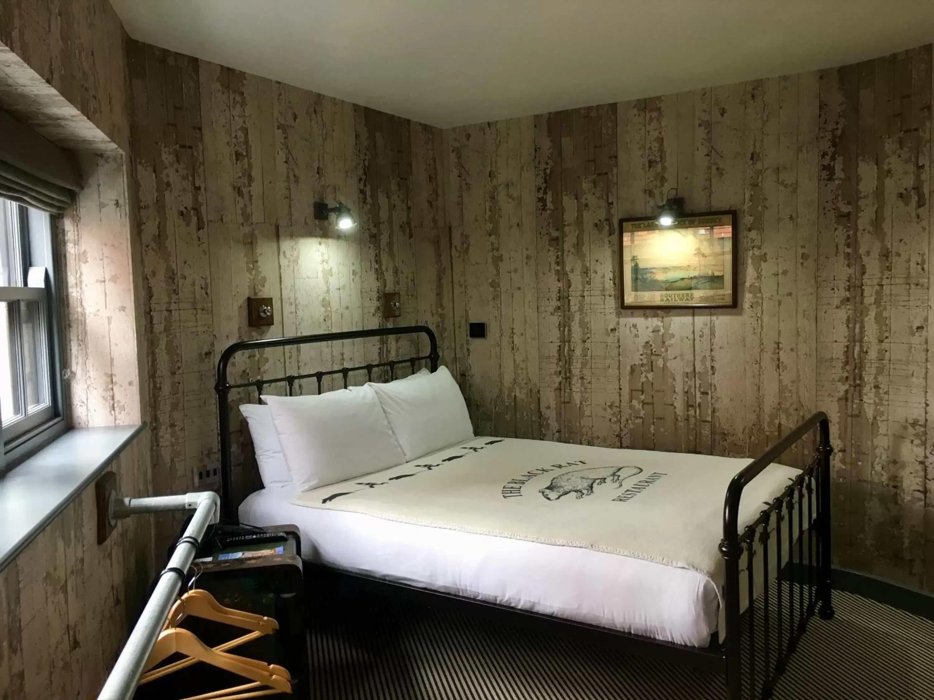 Double Room in The Black Hole Double Room in The Black Hole