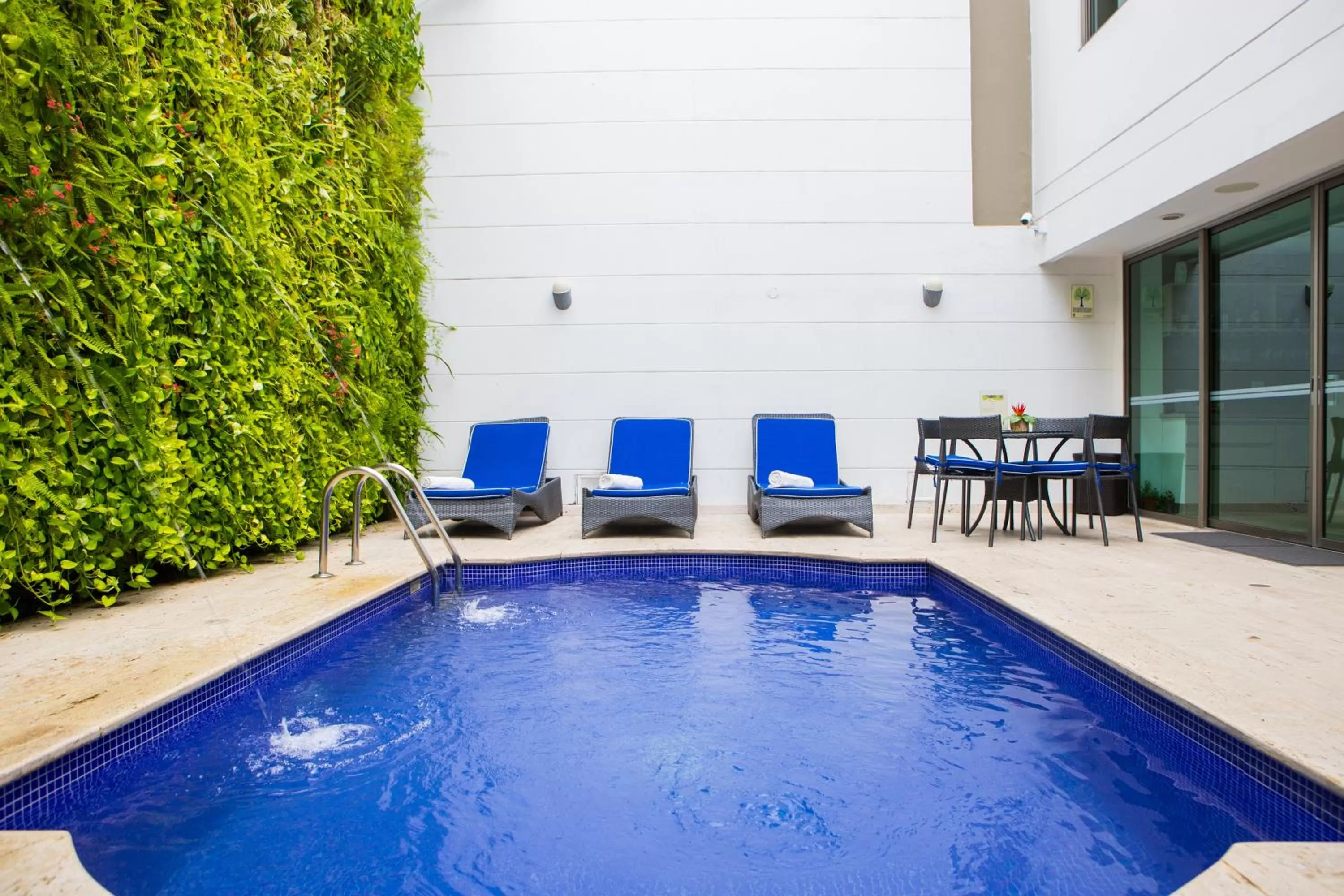 Varanasi Hotel Boutique Aeropuerto