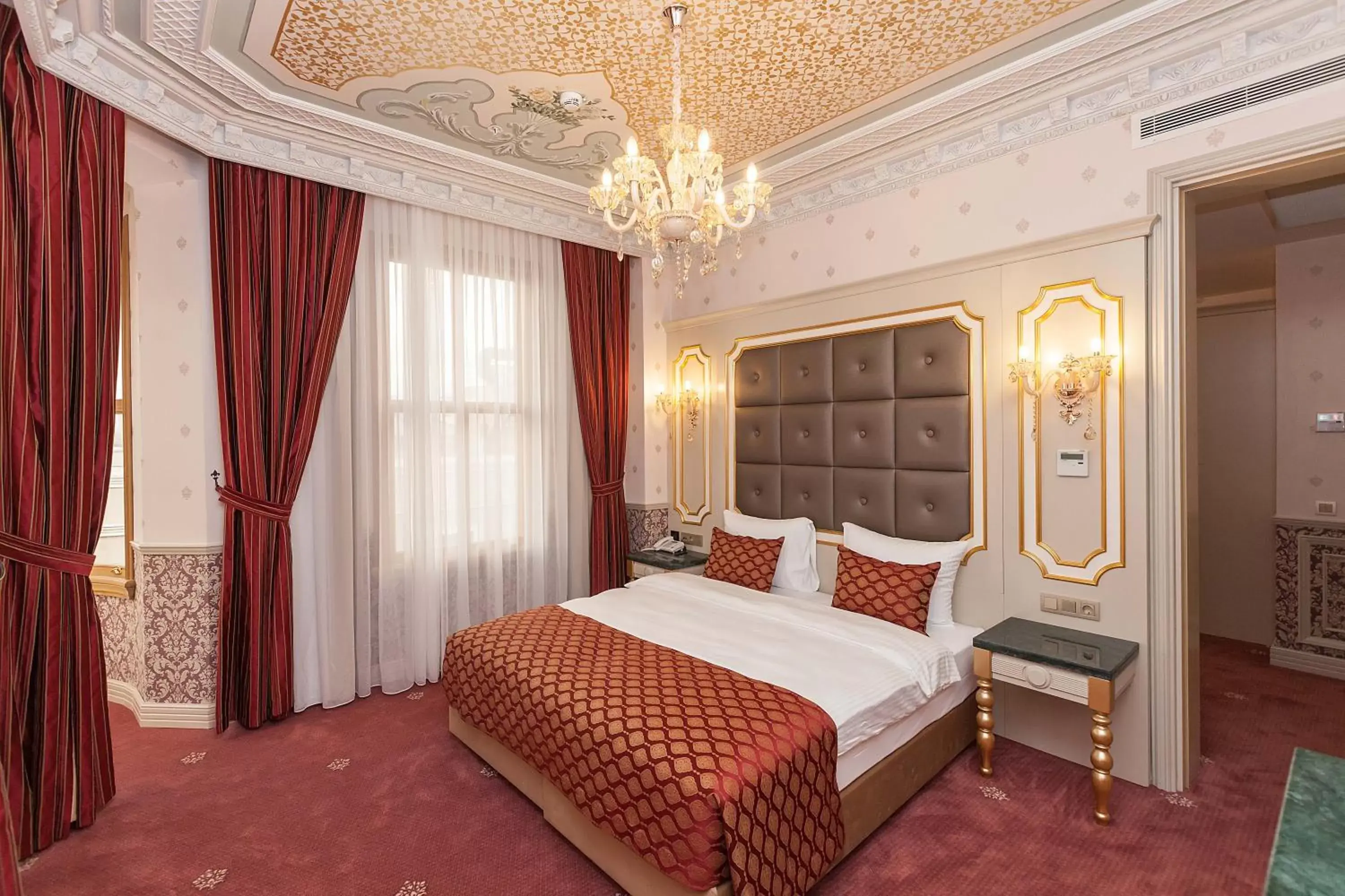 Photo of the whole room, Bed in Meserret Palace Hotel - Special Category