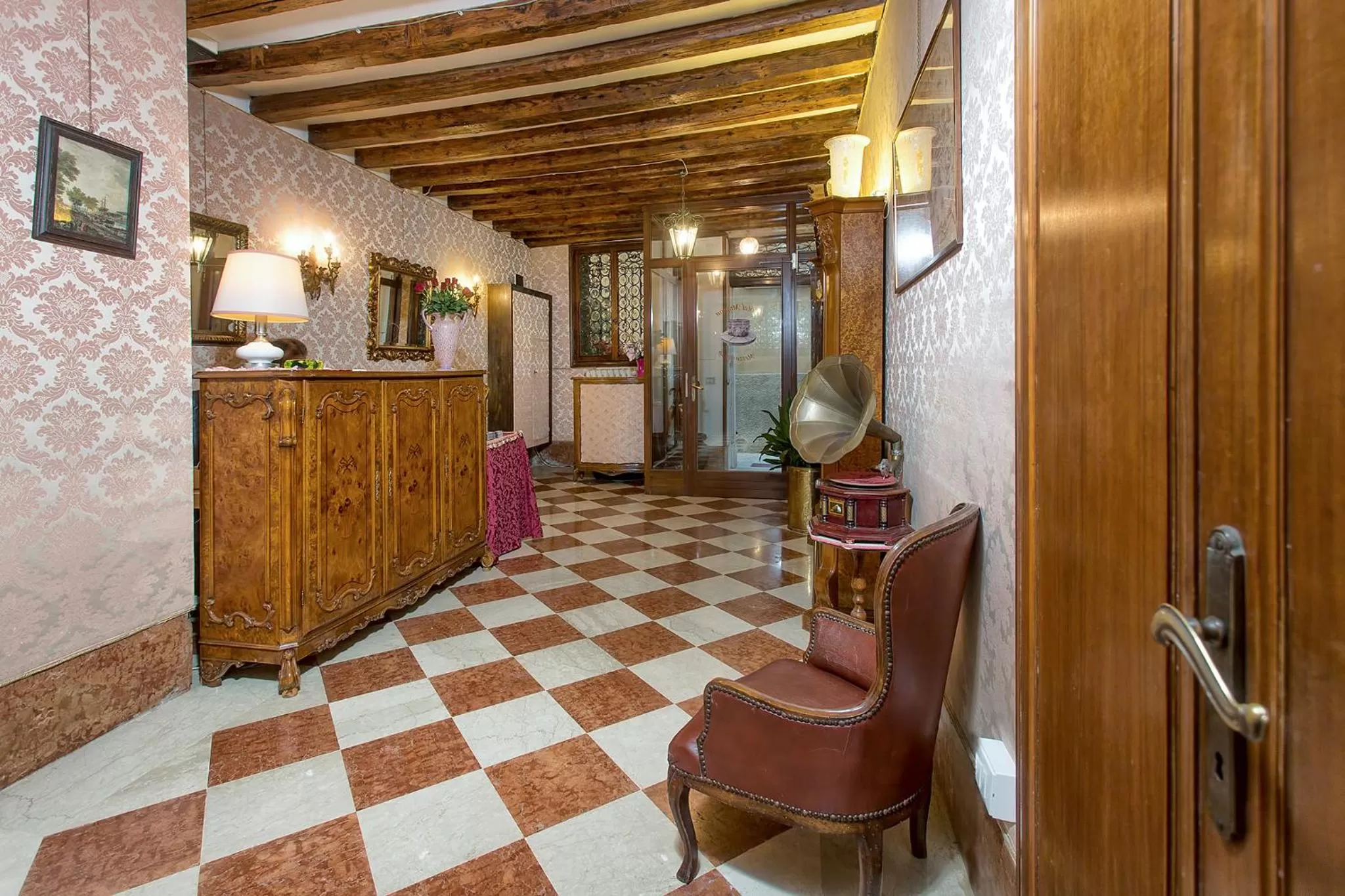 Lobby or reception in Hotel Mezzo Pozzo