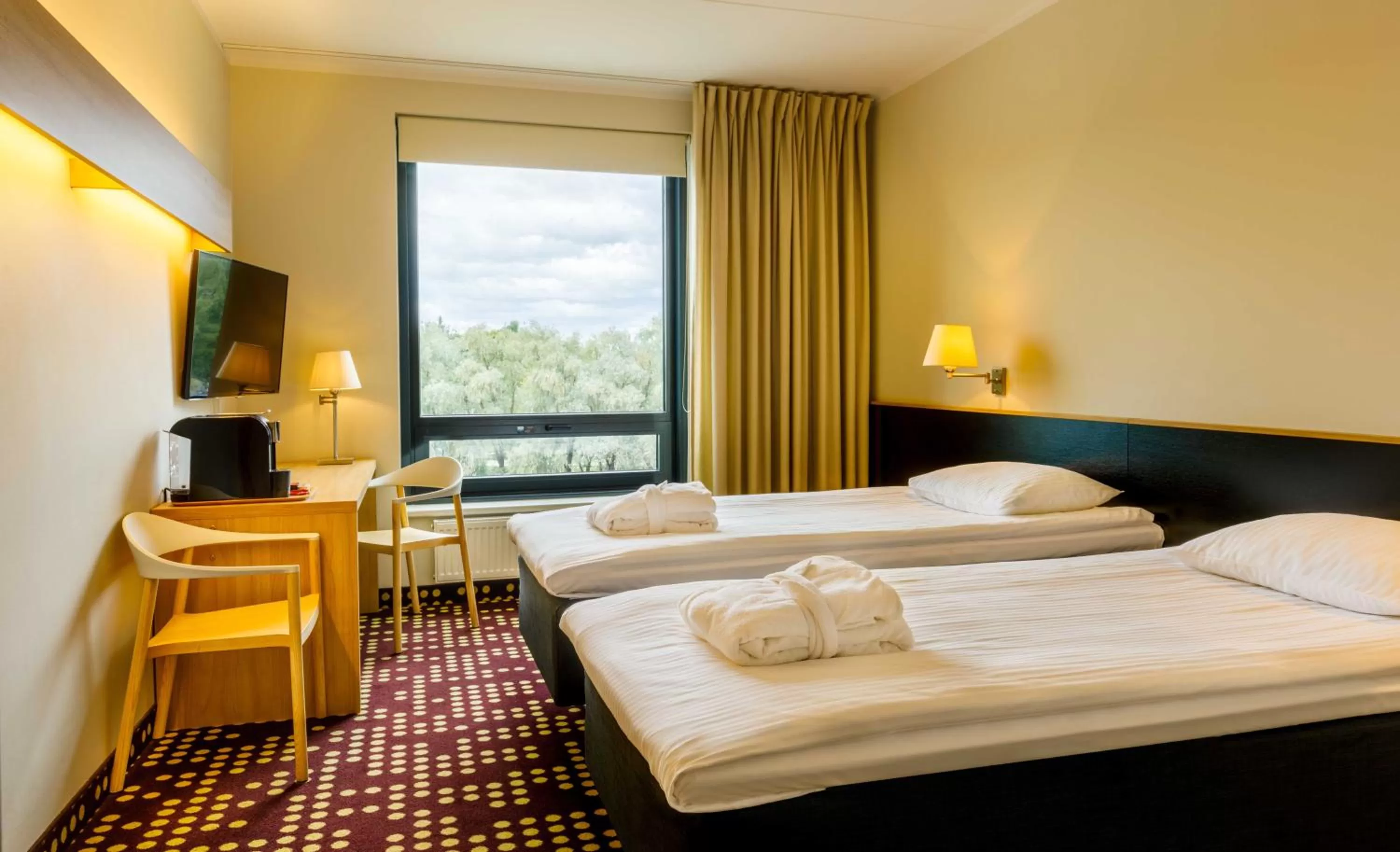 Photo of the whole room, Bed in Dorpat Hotel