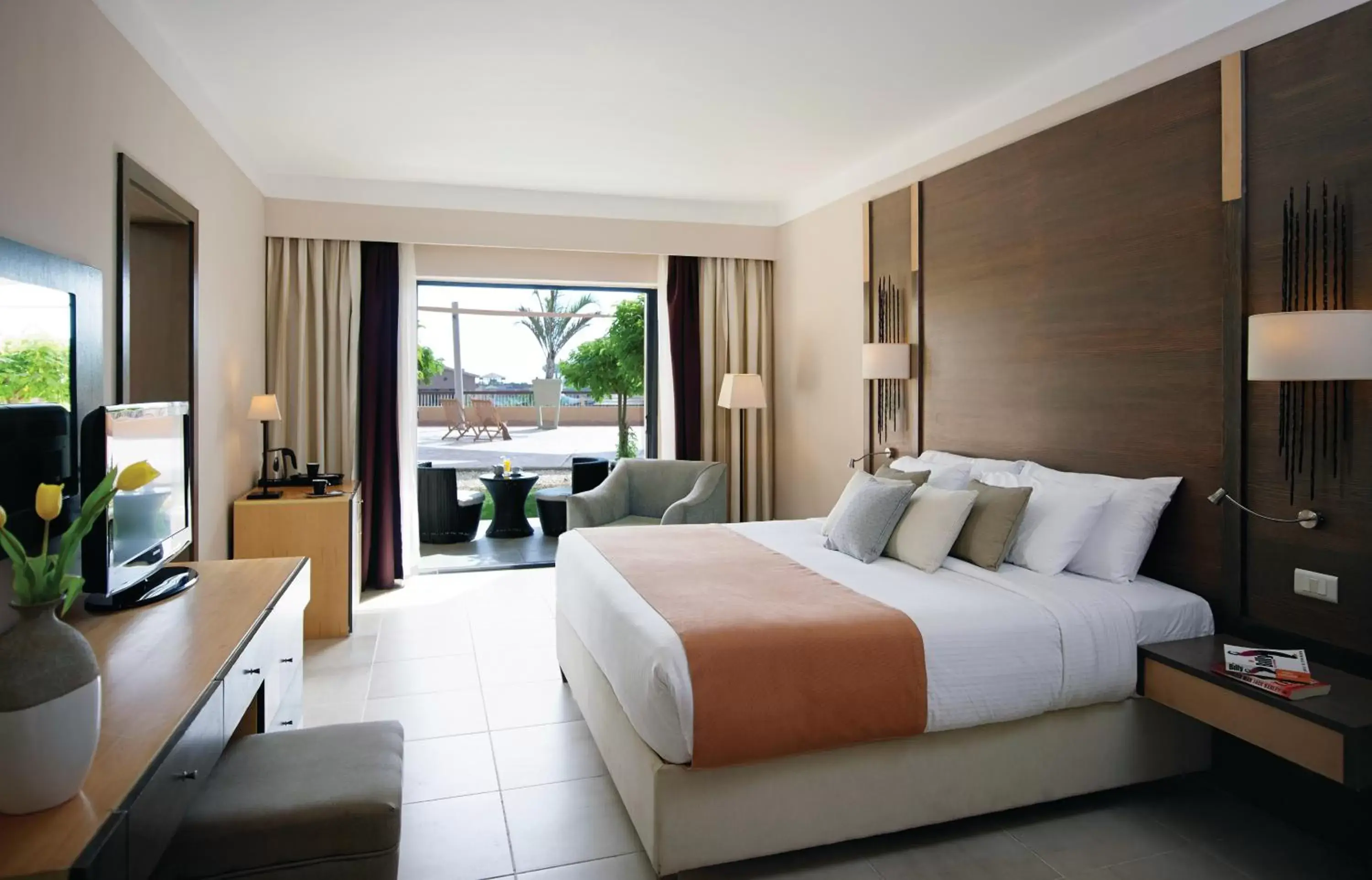 Standard Room - single occupancy in Coral Sea Aqua Club Resort Standard Room - single occupancy in Coral Sea Aqua Club Resort