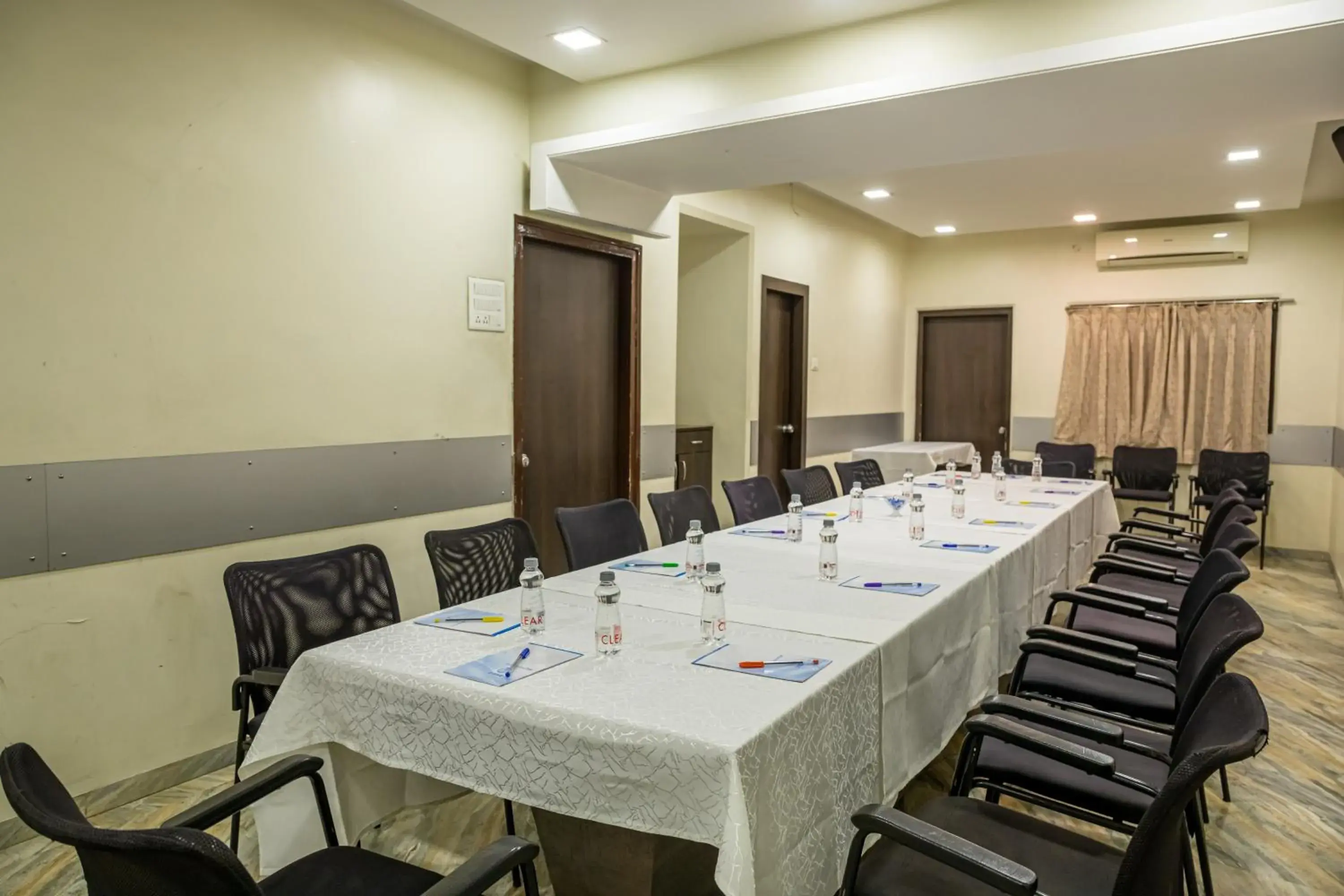 Meeting/conference room in Hotel Rama Heritage