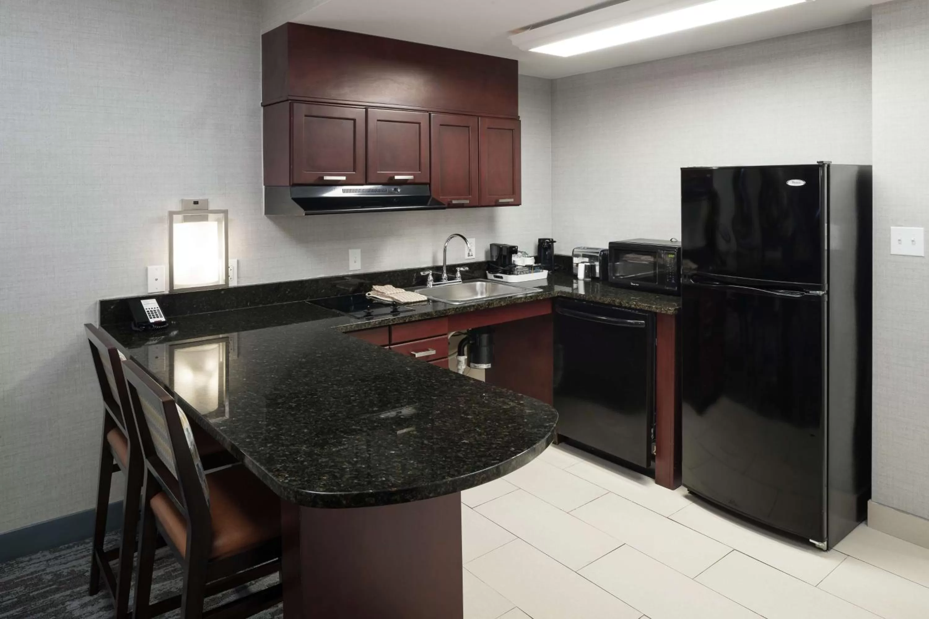 Kitchen or kitchenette in Hampton Inn & Suites Memphis-Beale Street