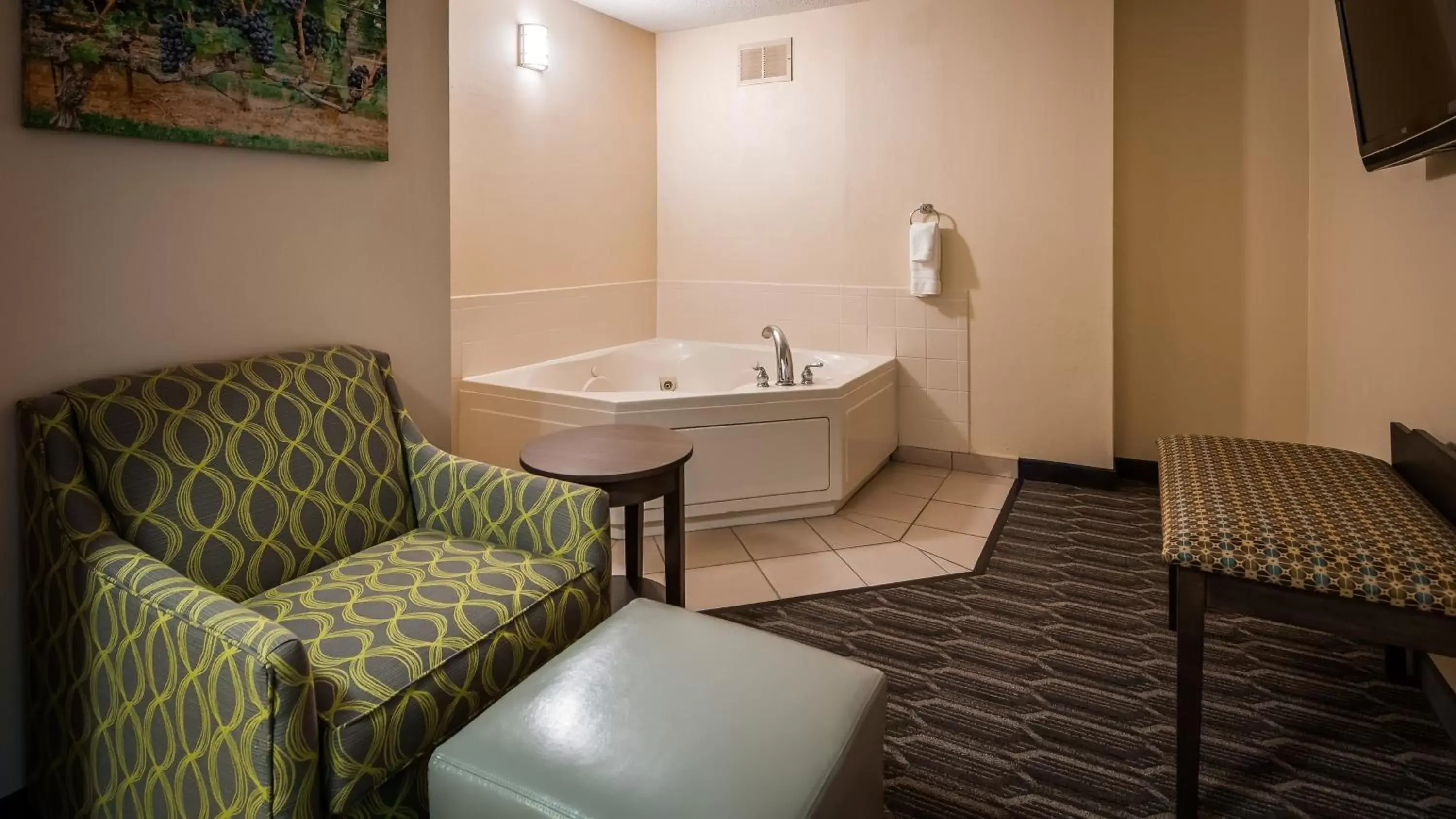 Bathroom in Best Western Plus Yadkin Valley Inn & Suites