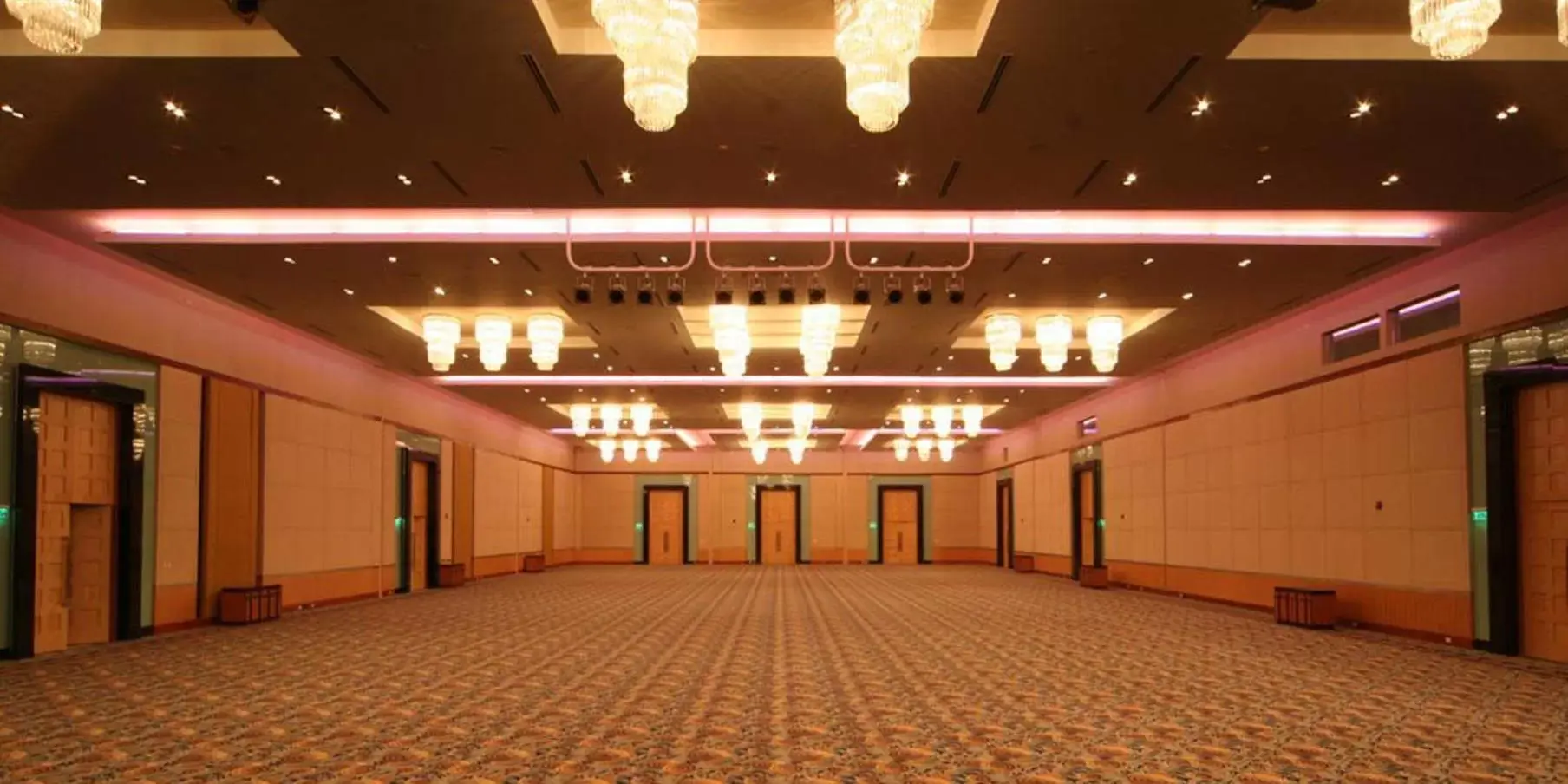 Meeting/conference room, Banquet Facilities in Crowne Plaza Manila Galleria, an IHG Hotel