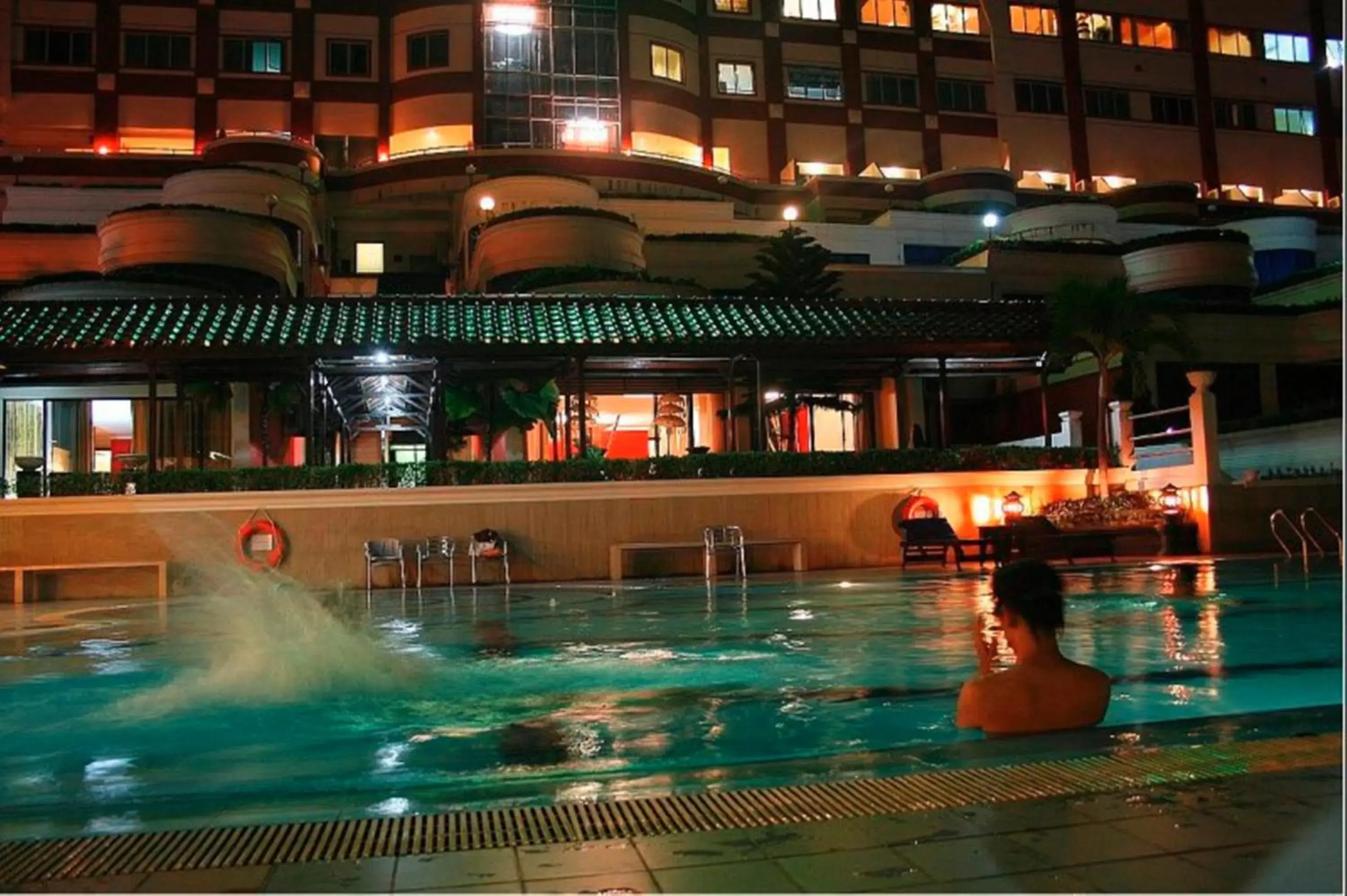 Swimming Pool in Crown Vista Hotel