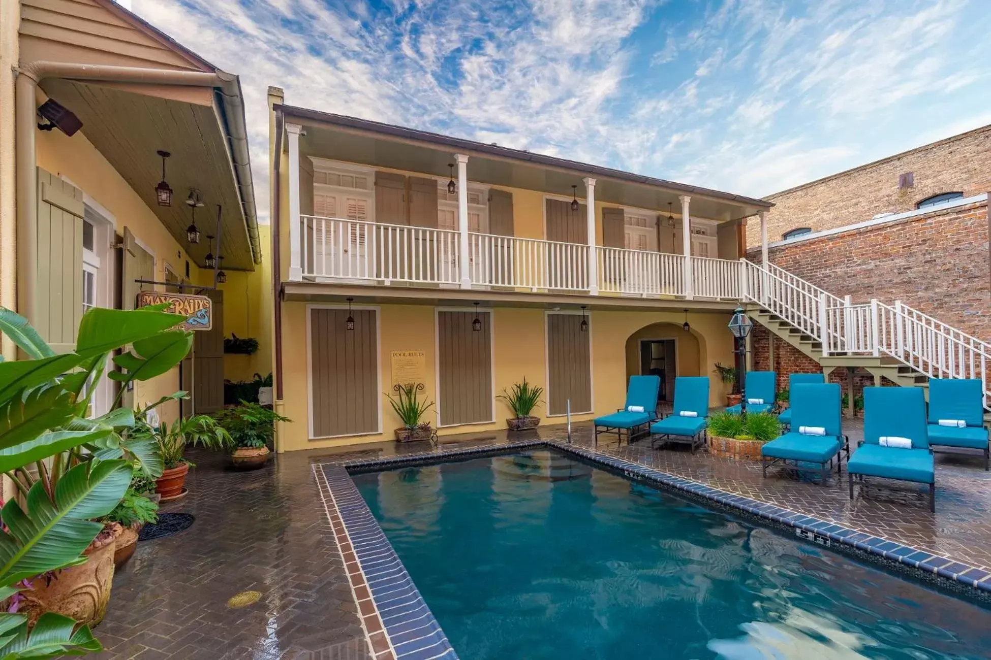 Swimming pool, Property Building in Dauphine Orleans Hotel