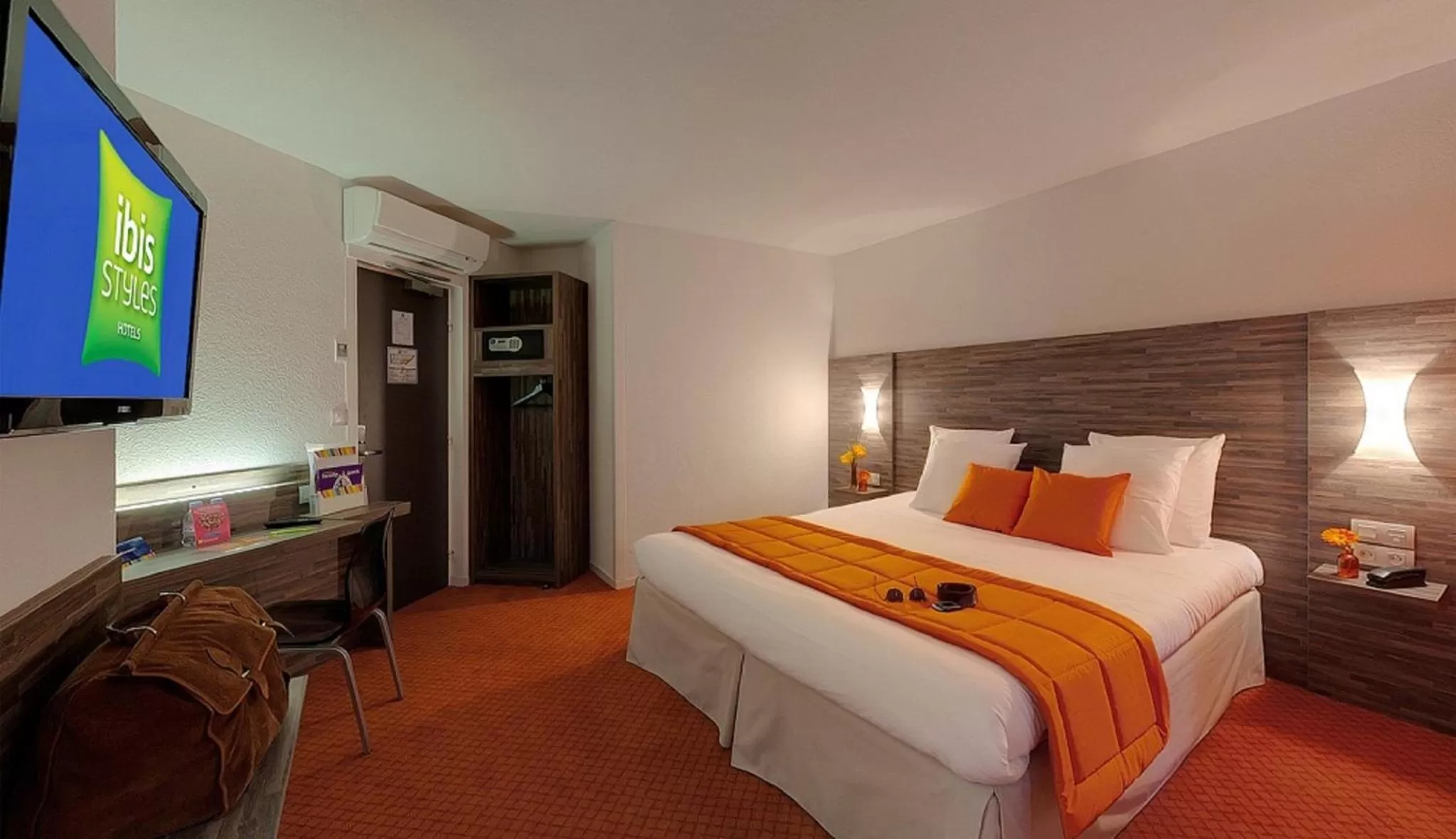 Property building, Bed in ibis Styles Rennes Centre Gare Nord
