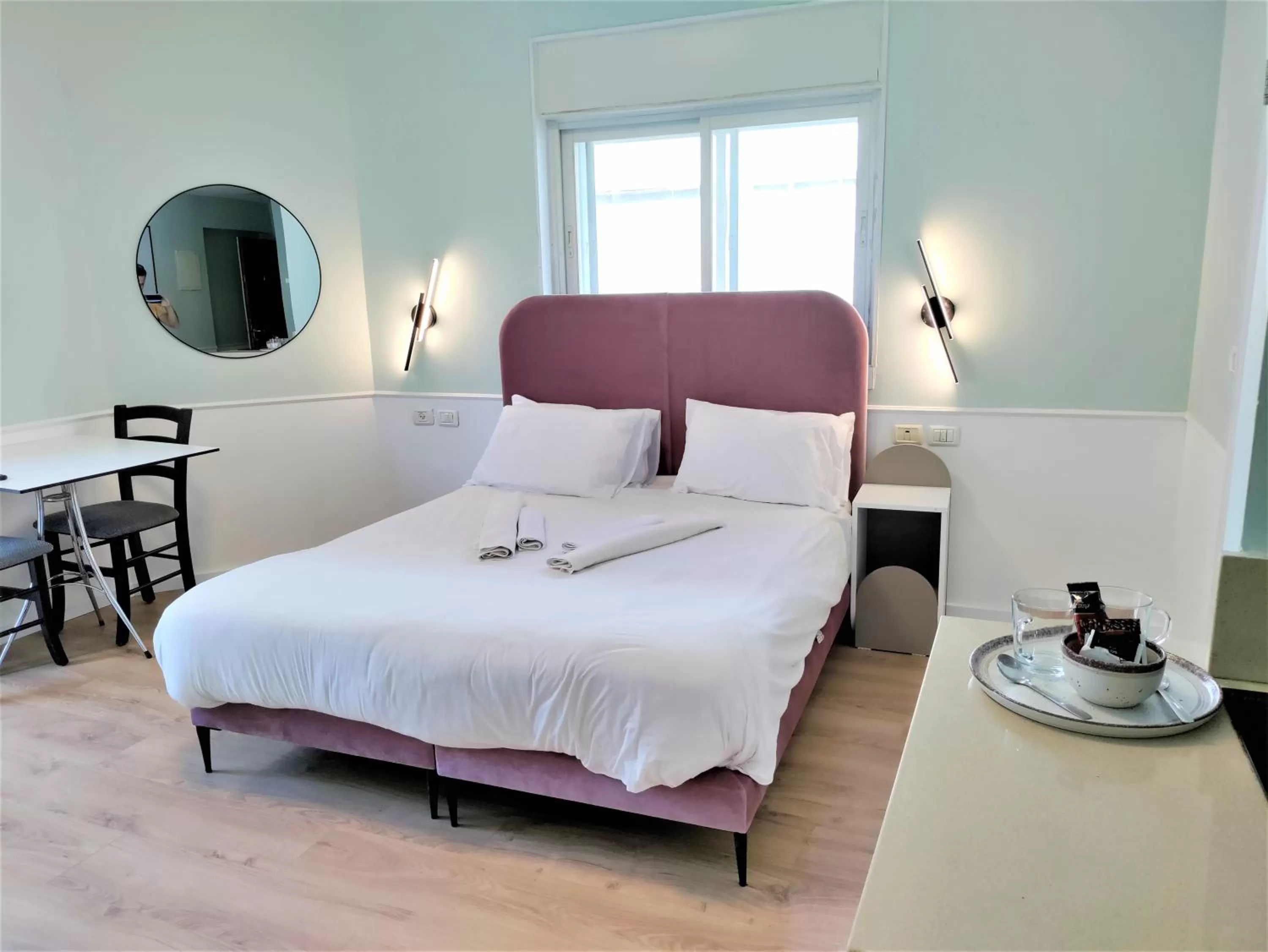 Bedroom, Bed in Jacobs Suites