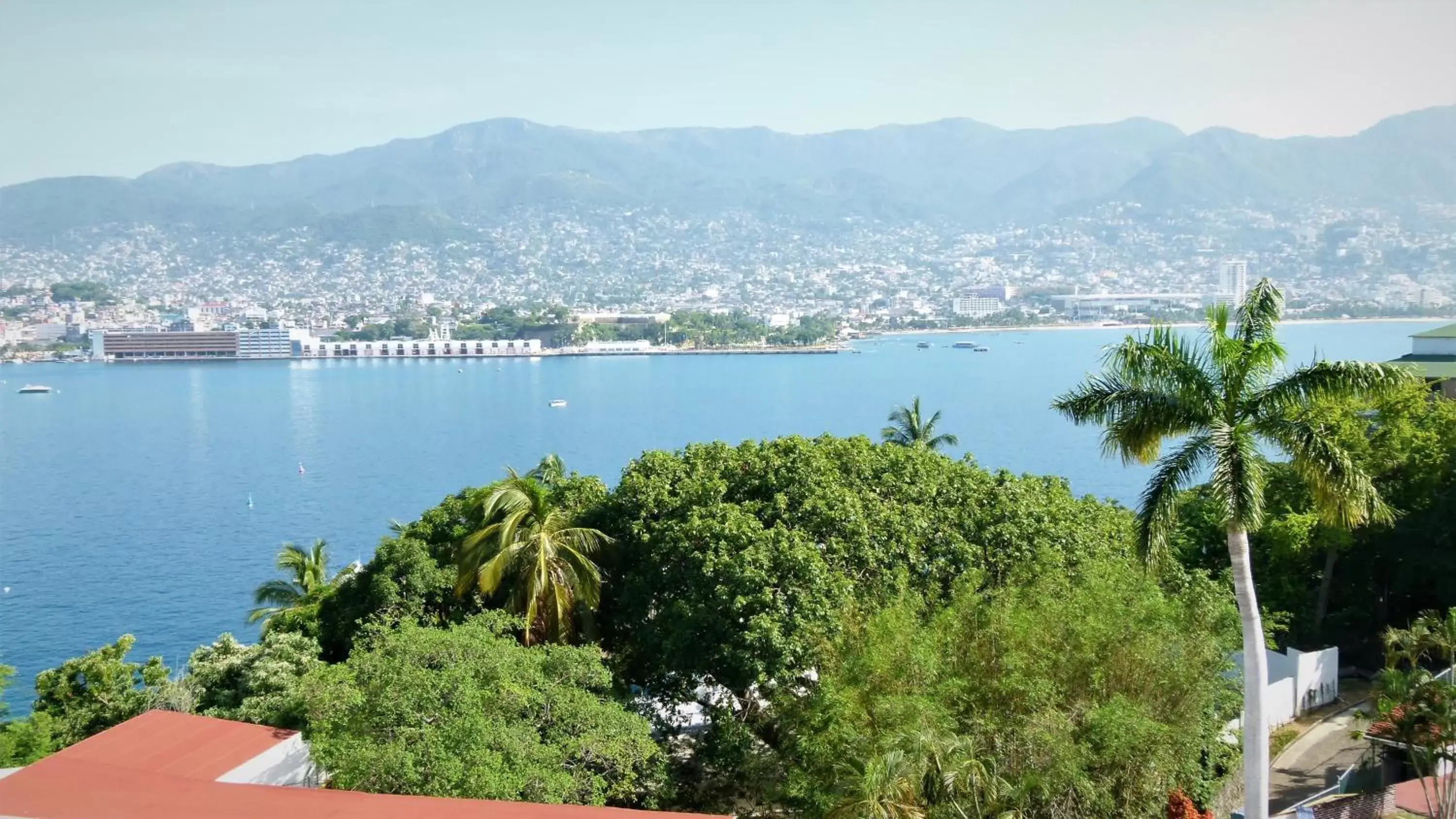 Sea view, River View in Hotel Aristos Acapulco