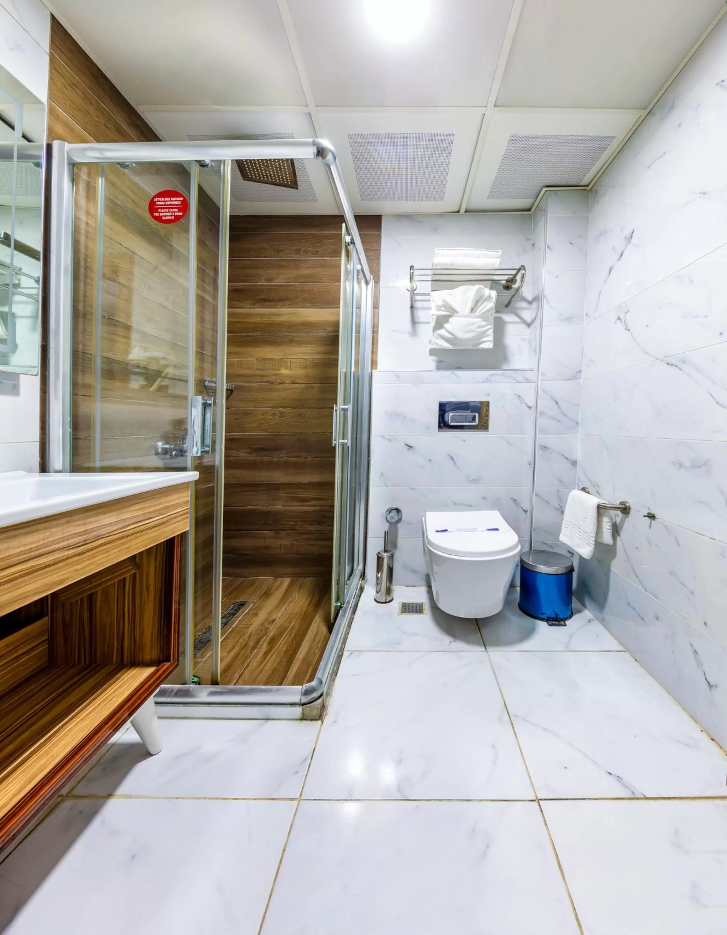 Toilet in Dem İstanbul Airport Hotel