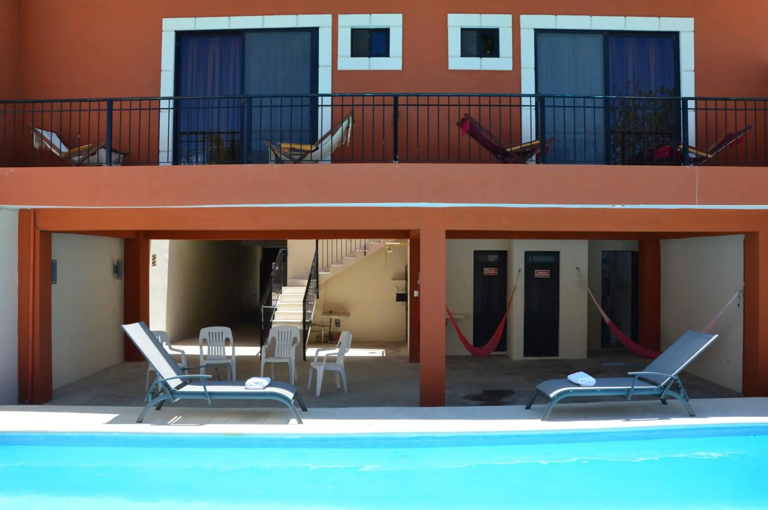 Swimming Pool in Terracota Corner Rooms