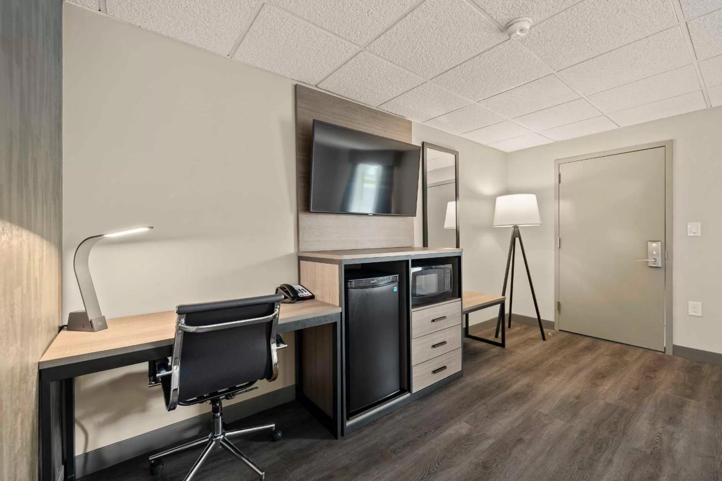 TV/Entertainment Center in The Elmwood