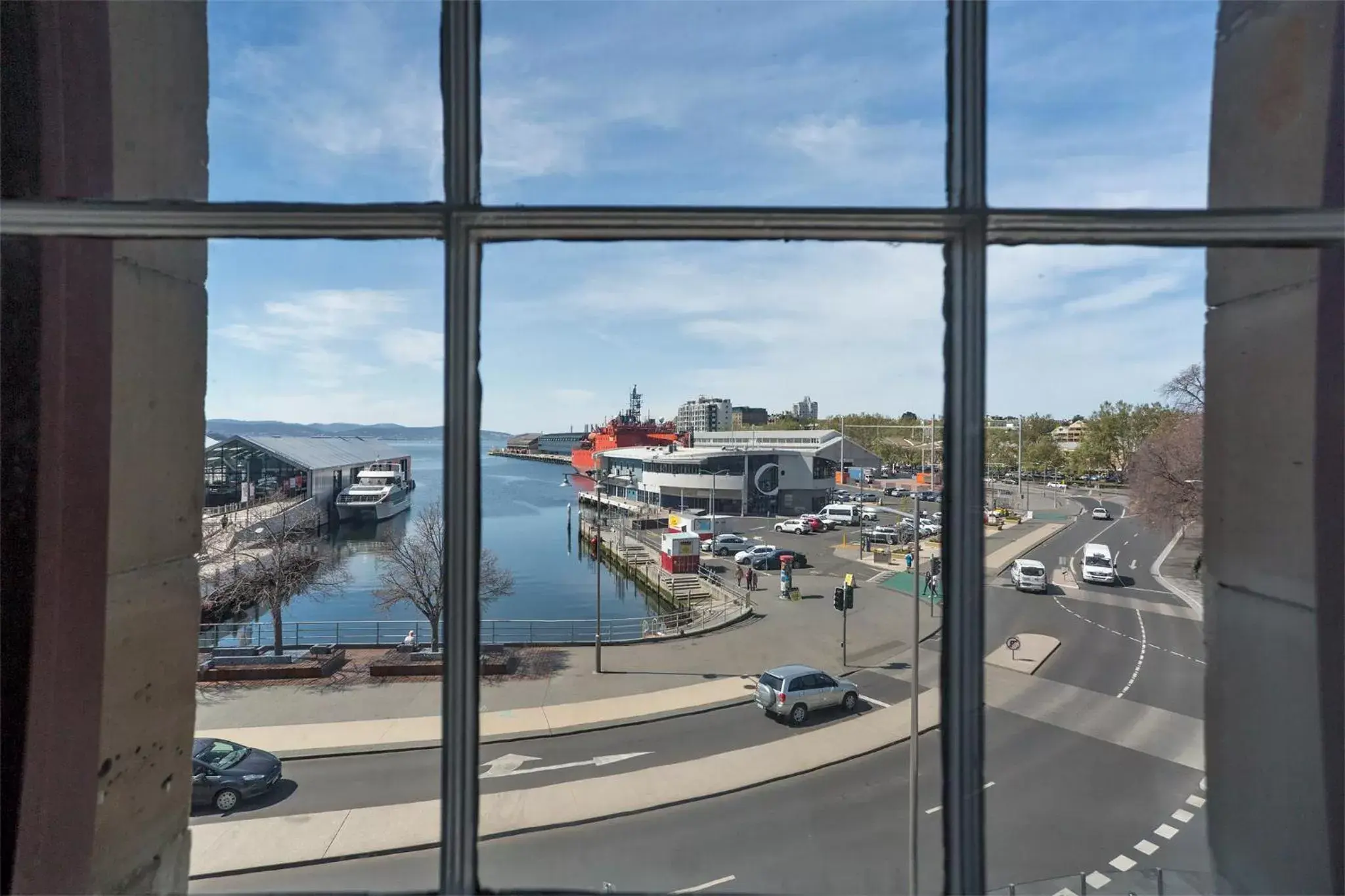 Street view in Customs House Hotel