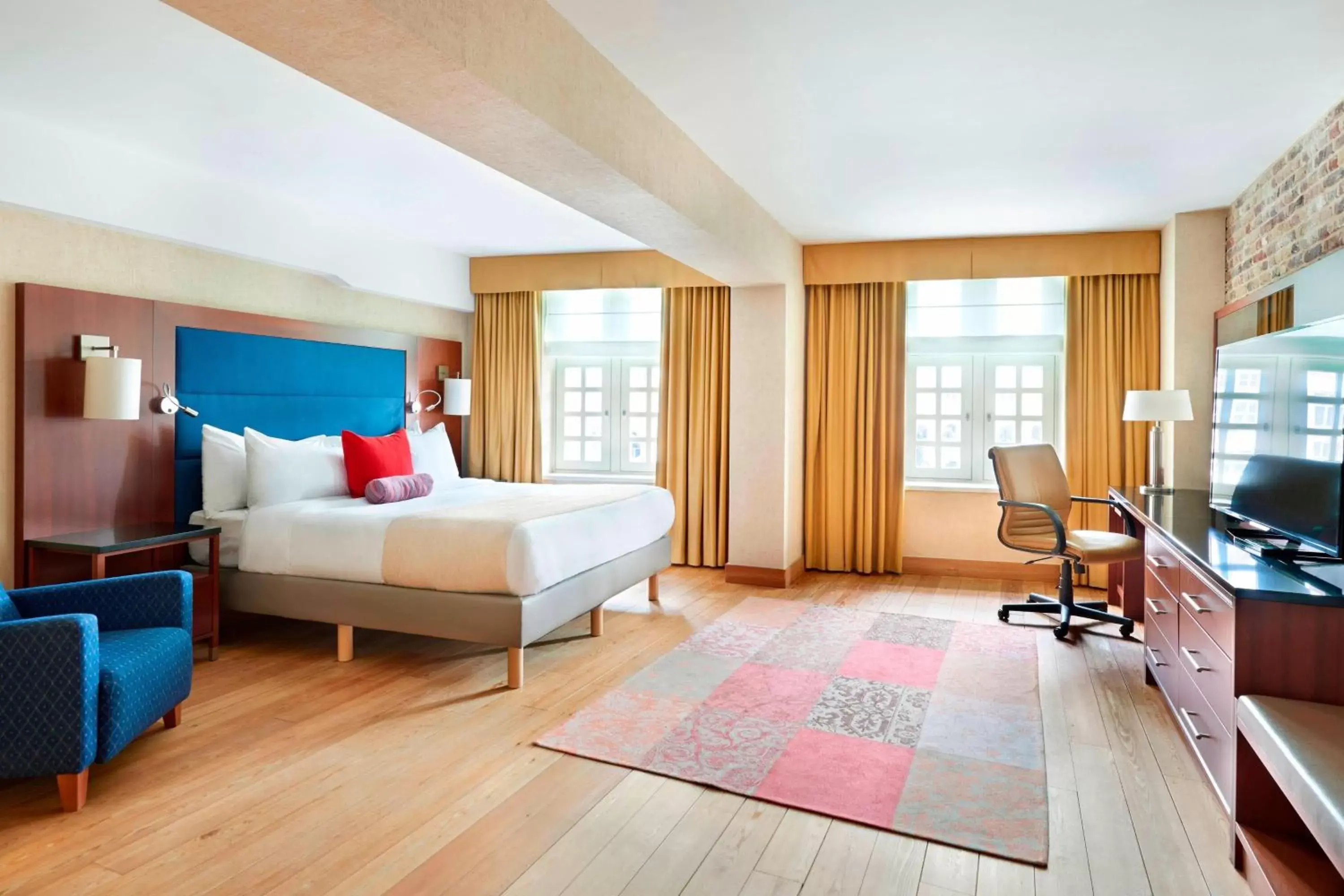 Bedroom in Ghent Marriott Hotel