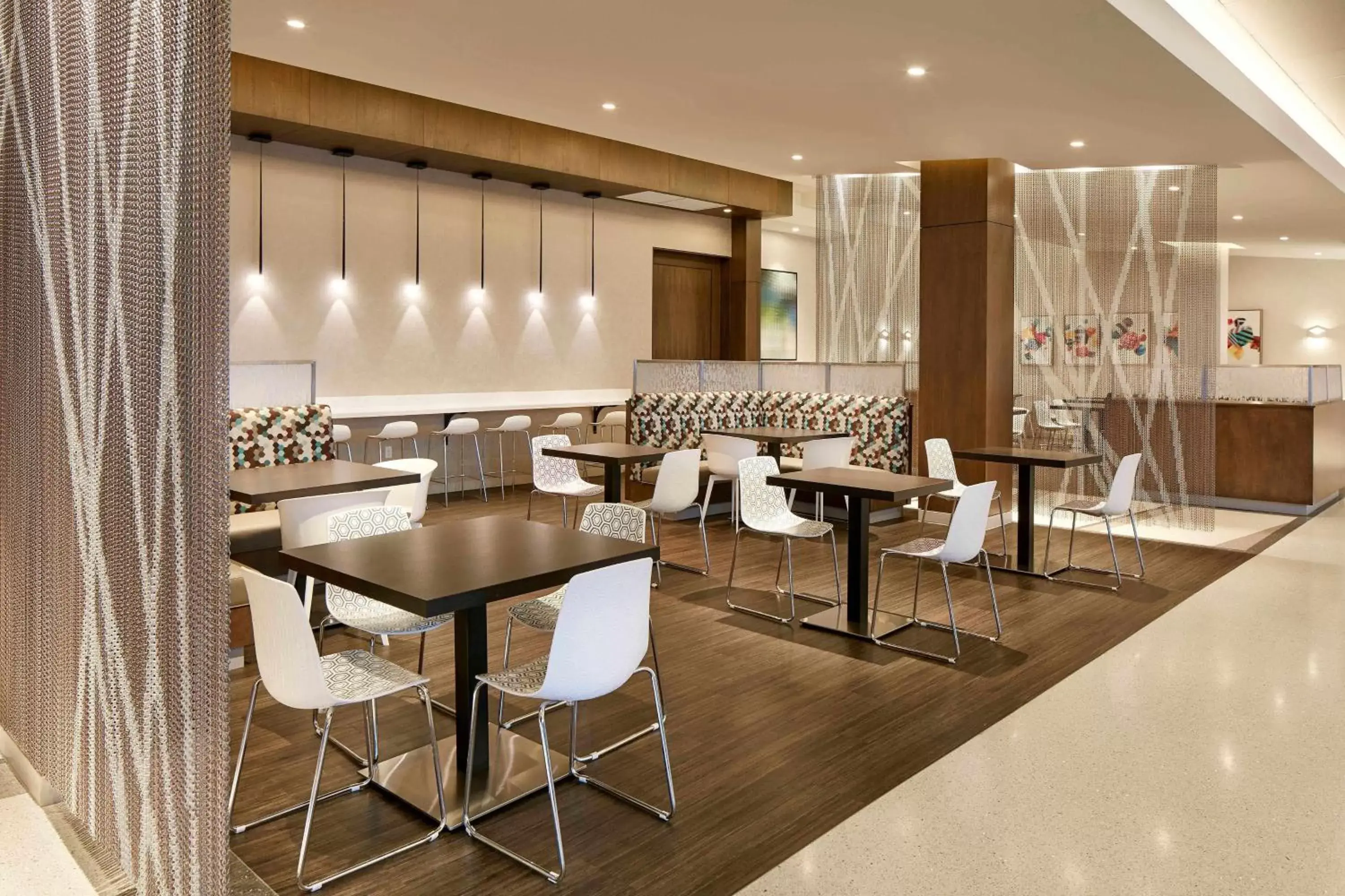 Breakfast, Restaurant/Places to Eat in Residence Inn by Marriott at Anaheim Resort/Convention Center