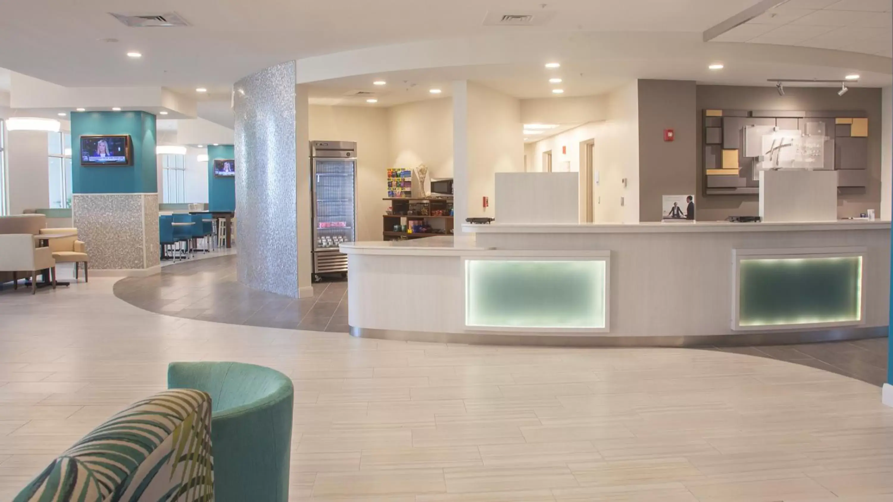 Property building, Lobby/Reception in Holiday Inn Express & Suites Panama City Beach - Beachfront, an IHG Hotel