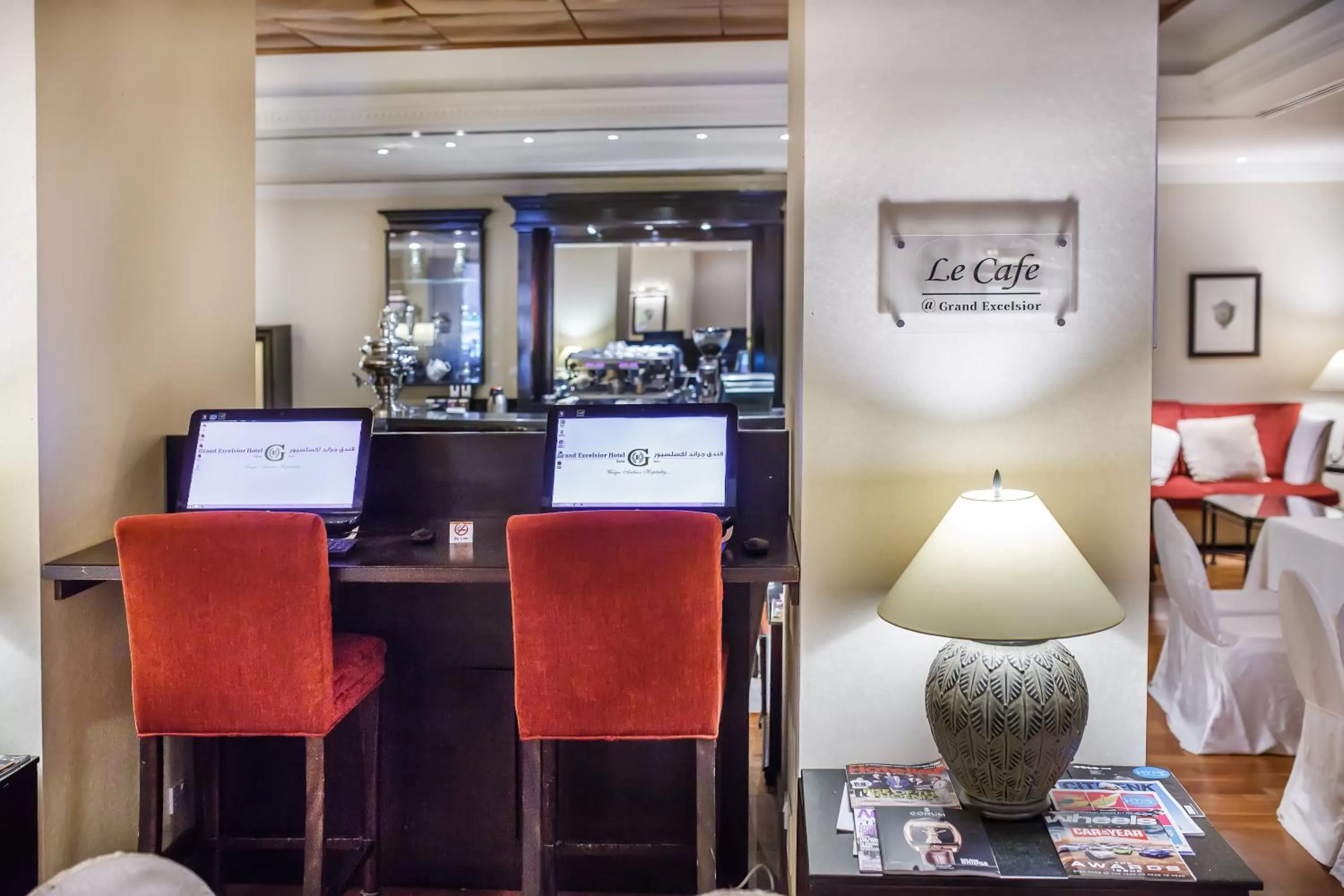 Restaurant/places to eat in Grand Excelsior Hotel Deira