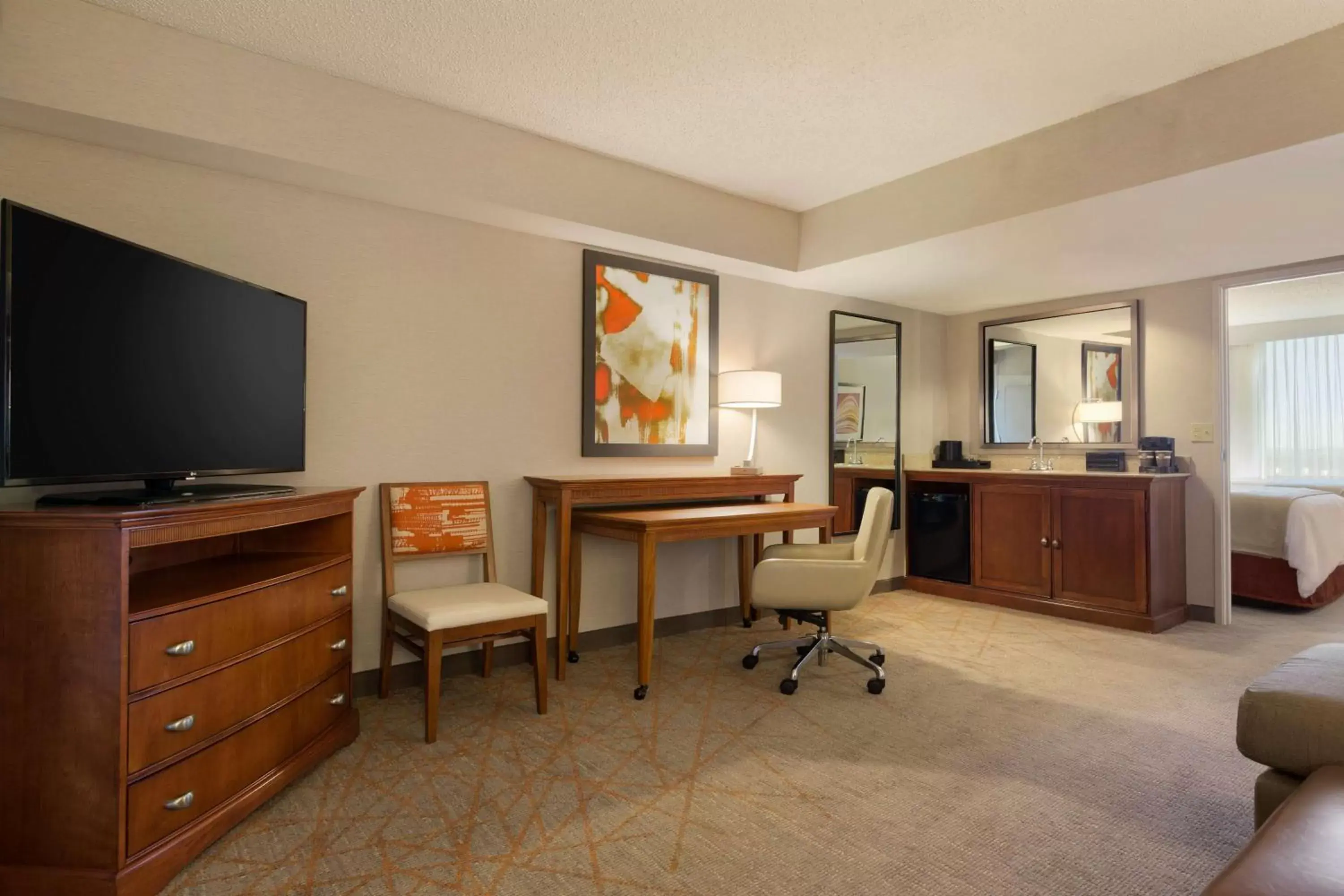 Living room, TV/Entertainment Center in Embassy Suites by Hilton El Paso