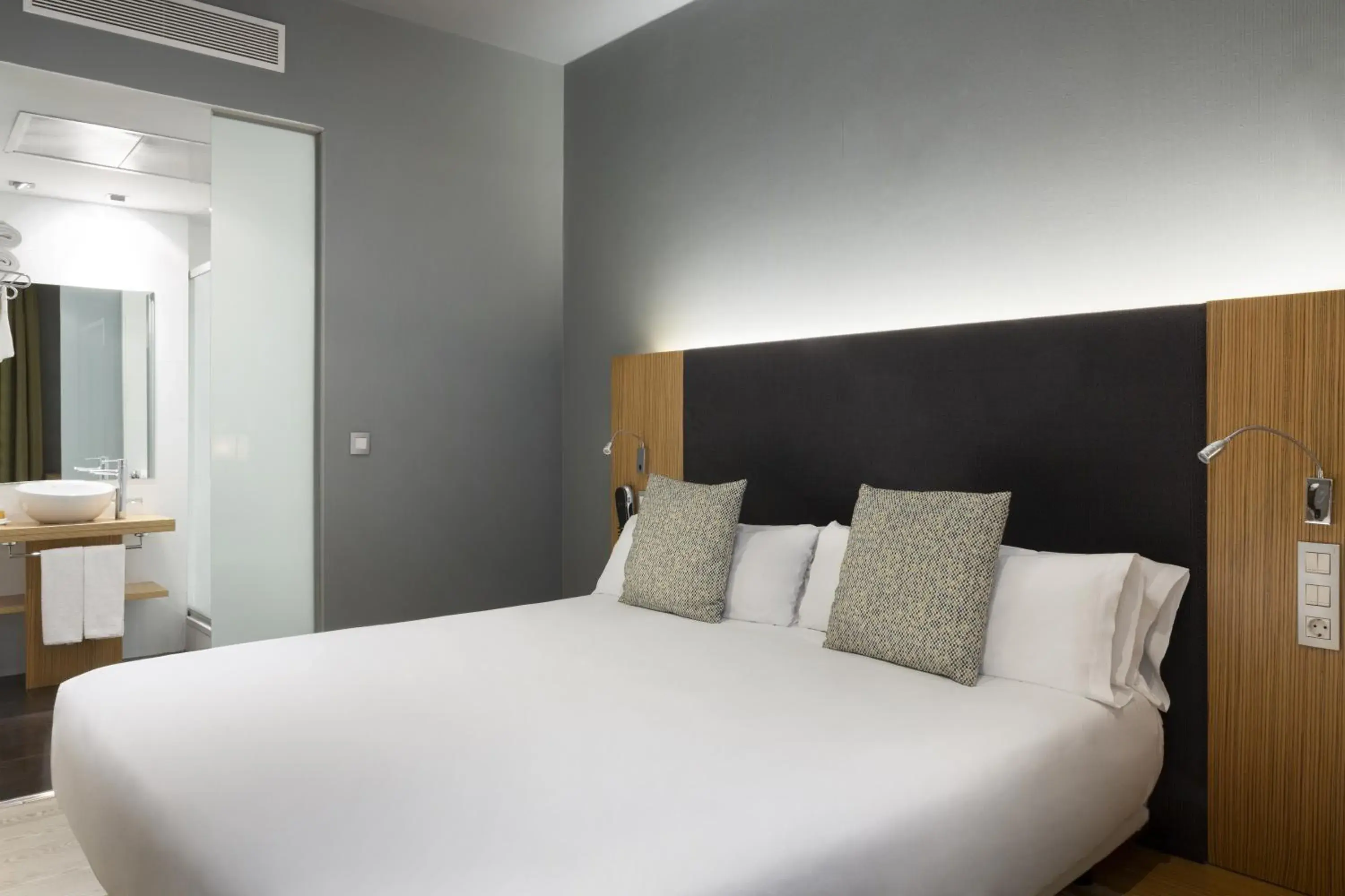 Bedroom, Bed in Petit Palace Tres Cruces Bedroom, Bed in Petit Palace Tres Cruces