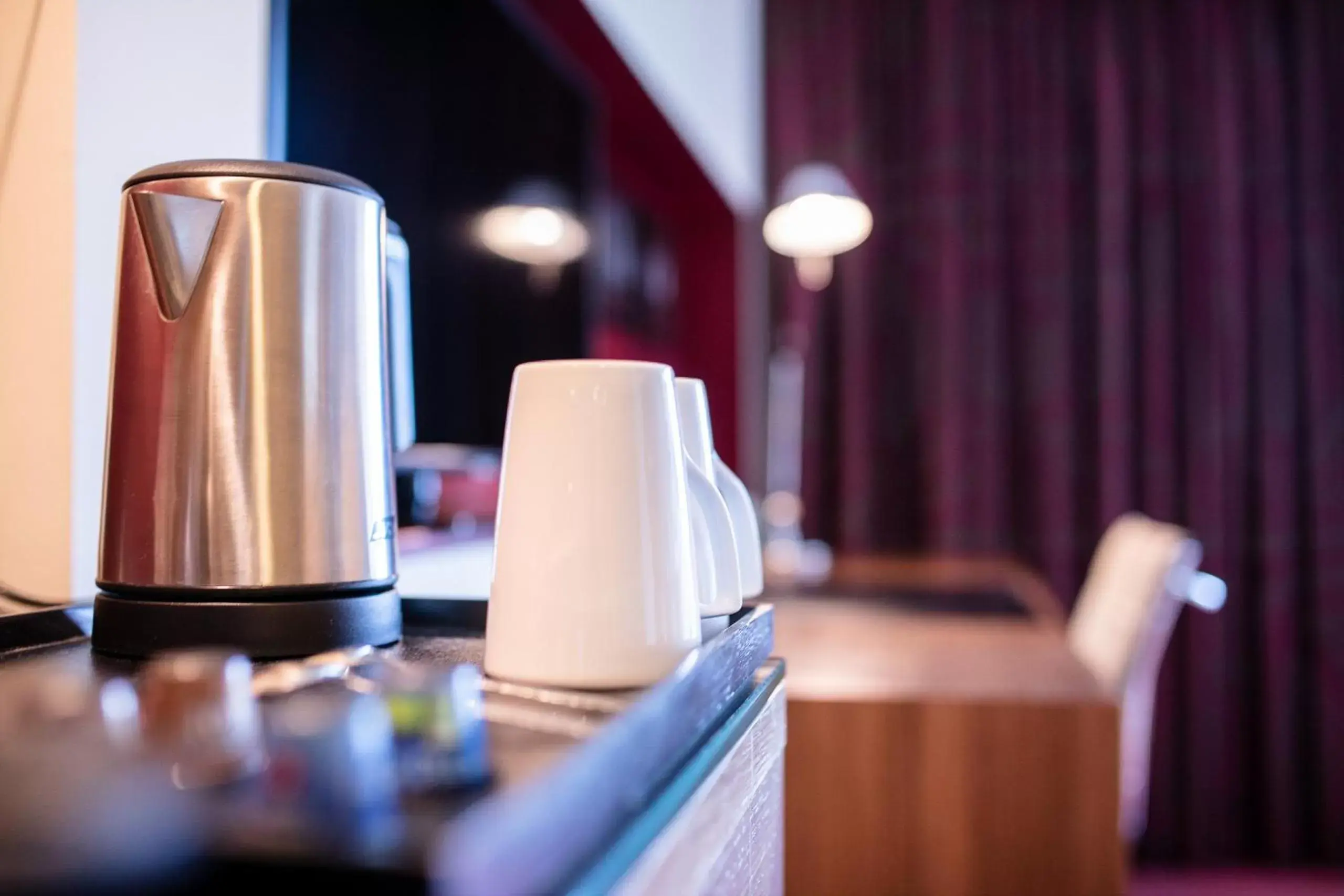 Coffee/tea facilities in Crowne Plaza Montpellier Corum, an IHG Hotel