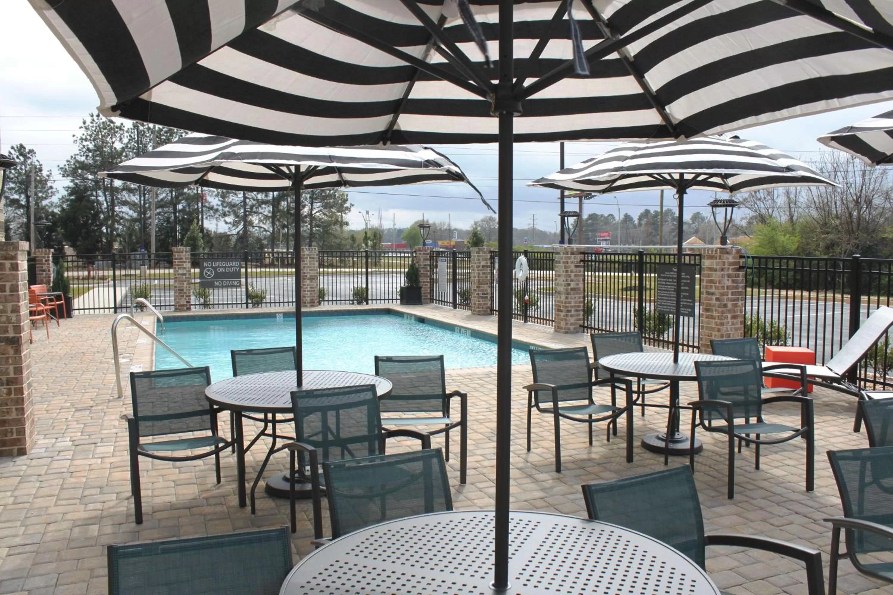 Pool view in Hampton Inn Forsyth