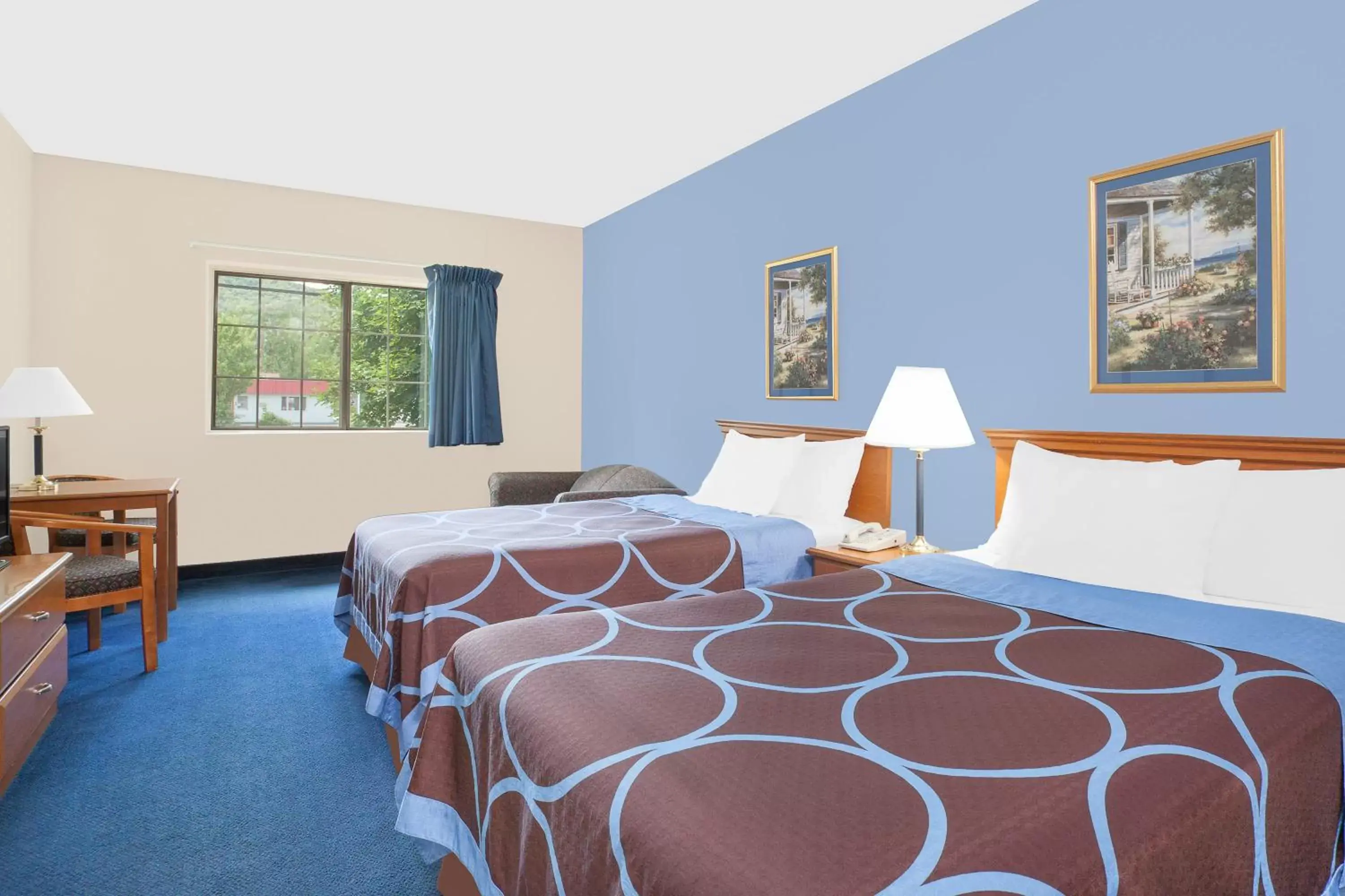 Room Photo in Super 8 by Wyndham Cobleskill NY