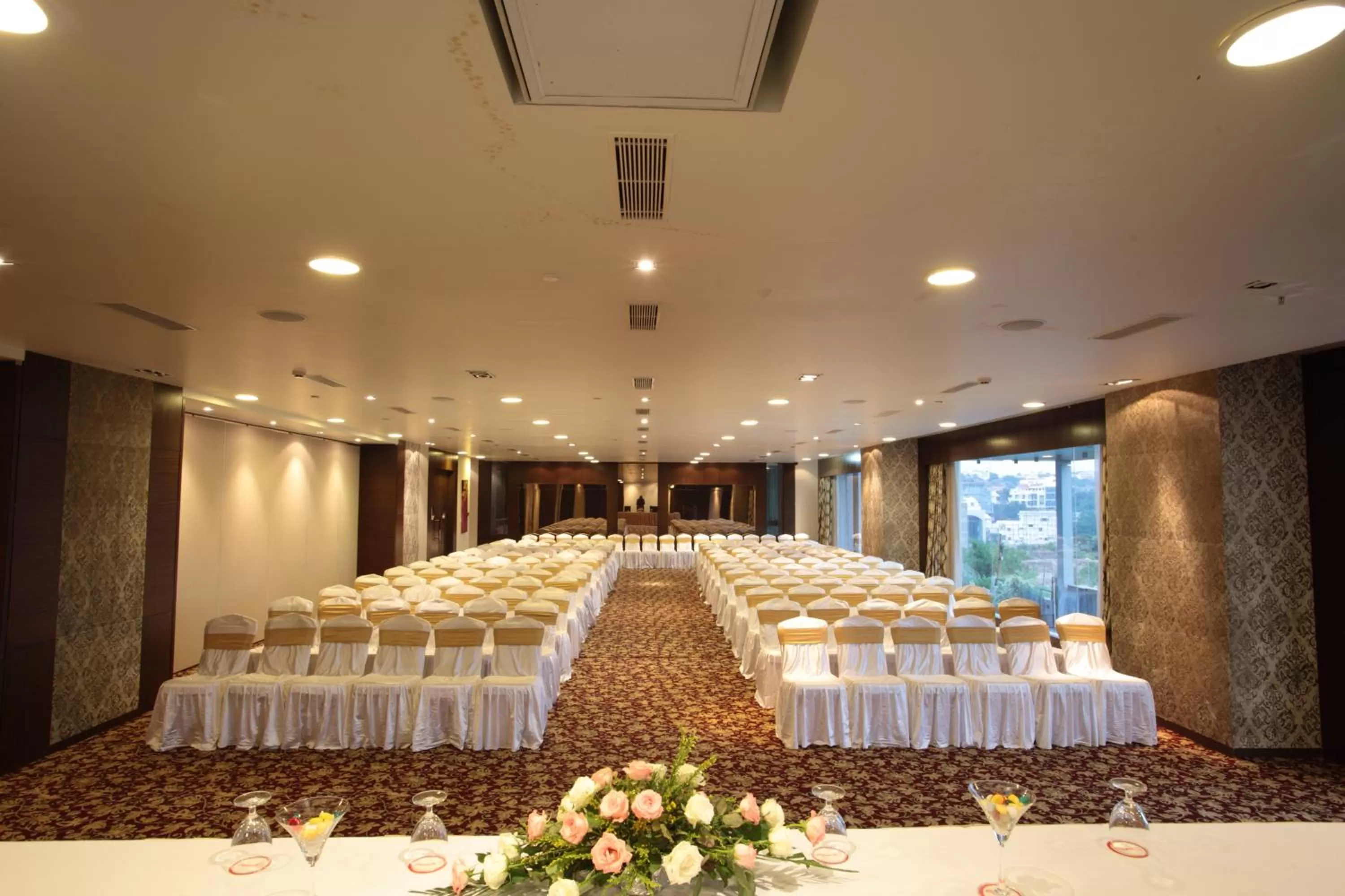 Banquet/Function facilities in Daspalla Hyderabad