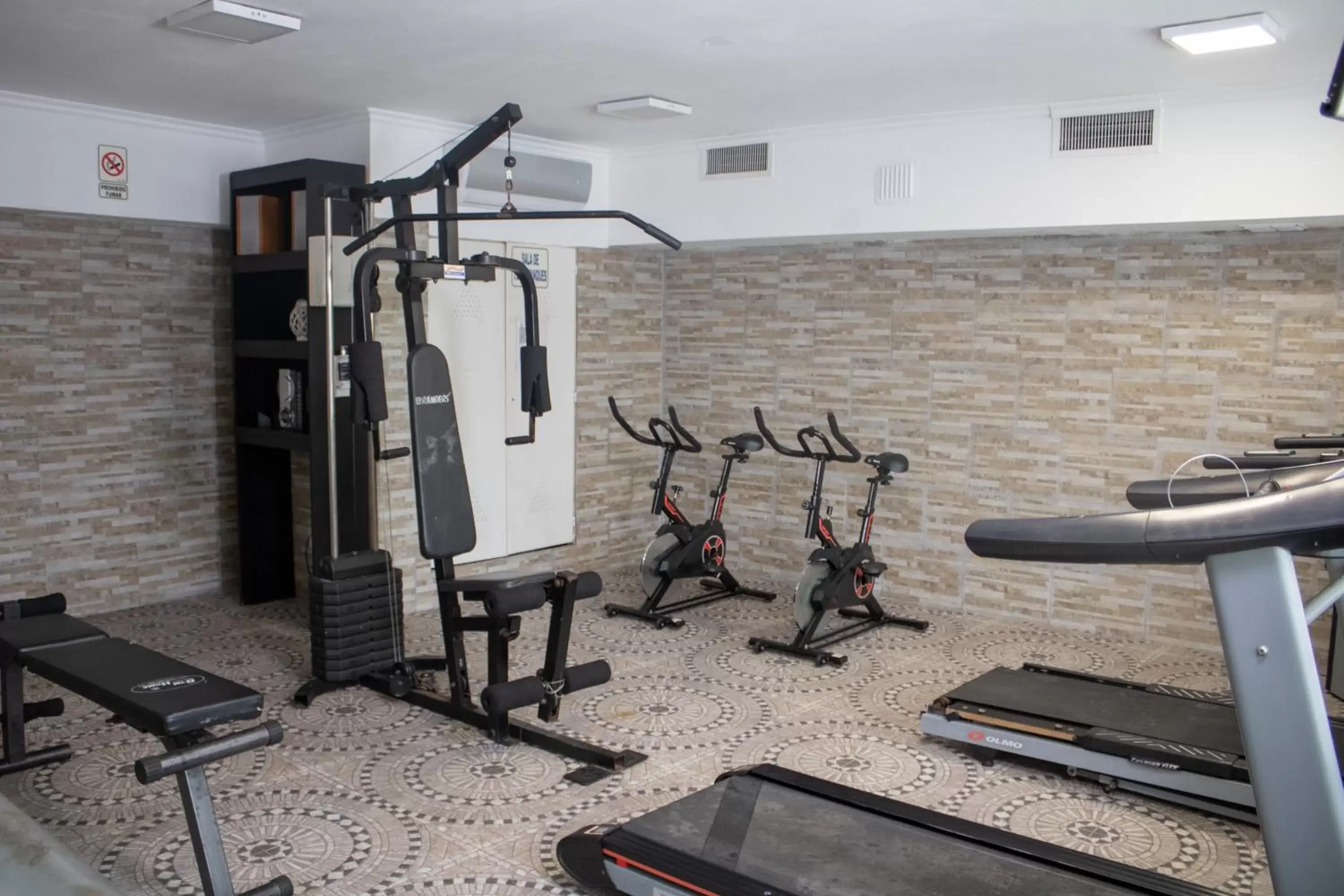 Fitness centre/facilities, Fitness Center/Facilities in Ker Recoleta Hotel