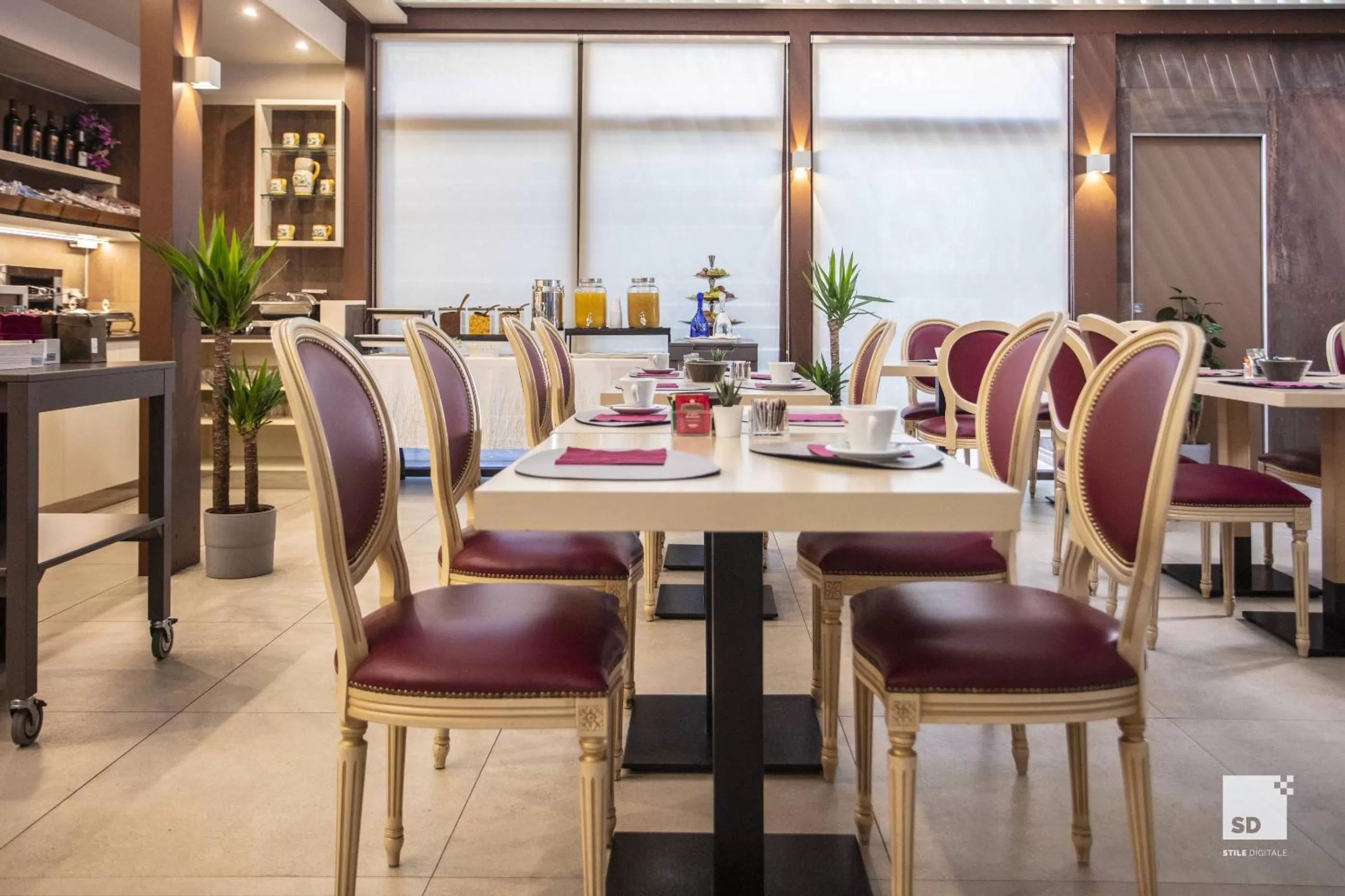 Restaurant/places to eat in Hotel Cavour