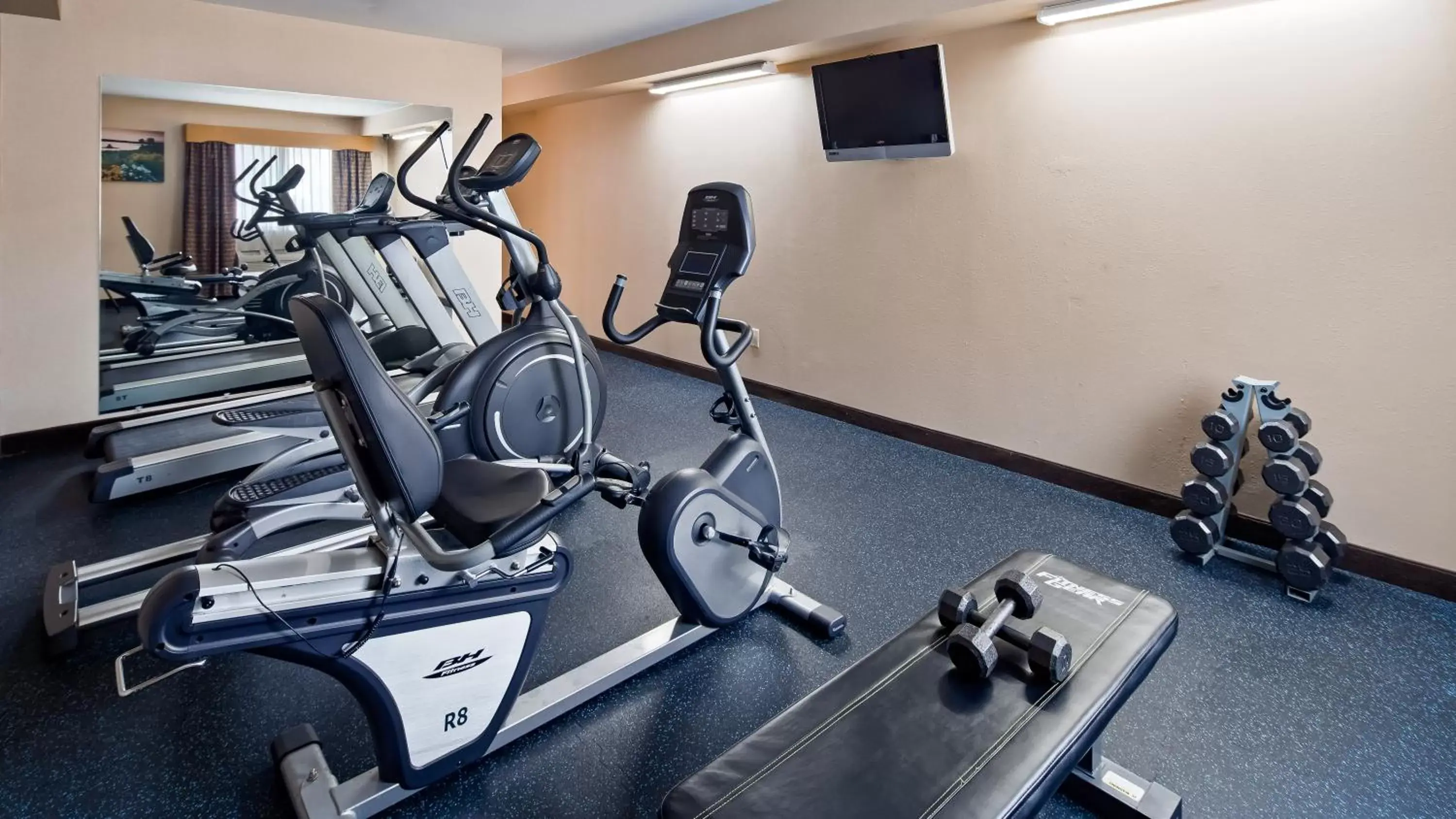 Fitness centre/facilities, Fitness Center/Facilities in Best Western Airport Inn