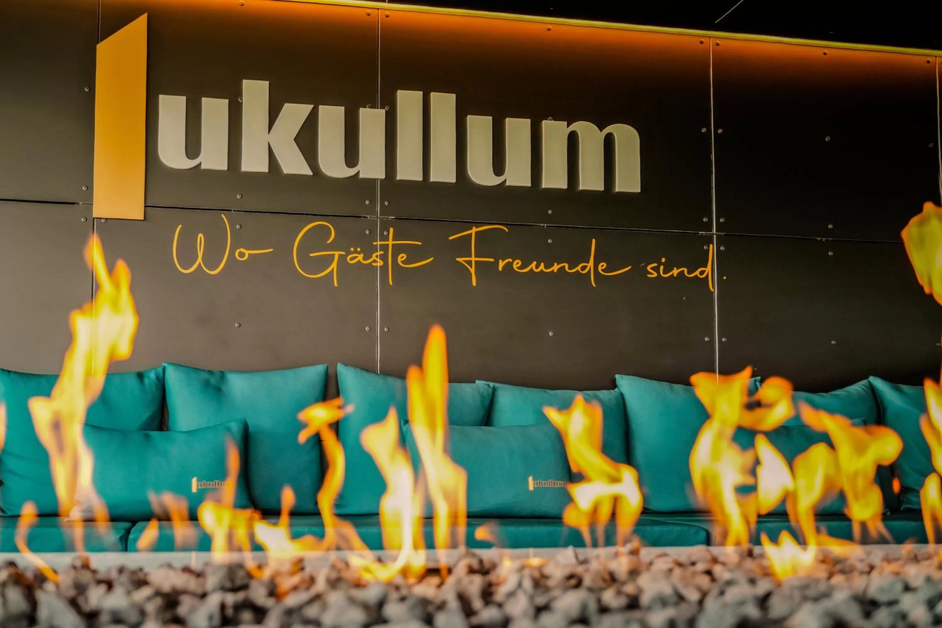 Property logo or sign in Lukullum