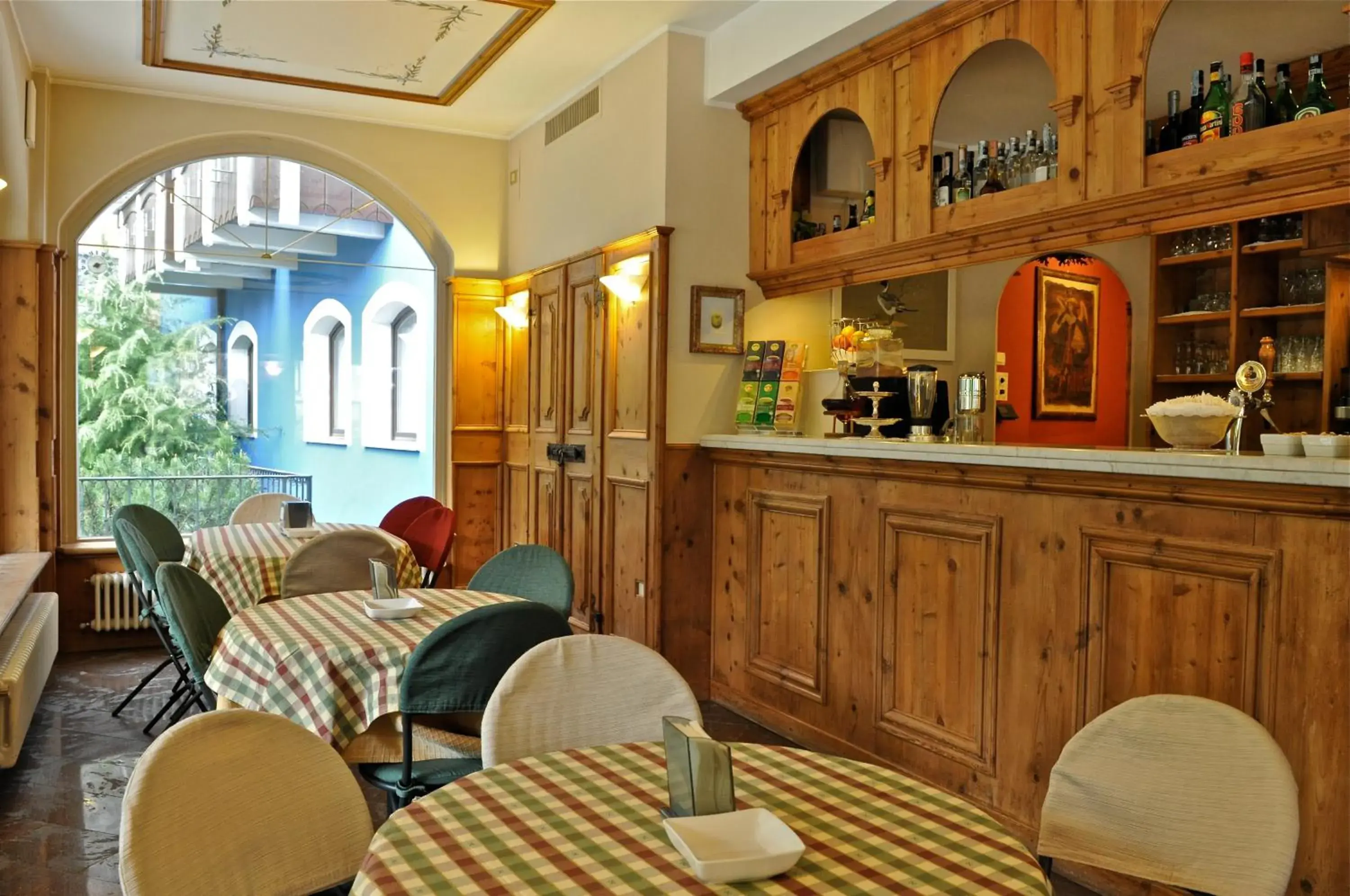 Lounge or bar in Hotel Baita Clementi Lounge or bar in Hotel Baita Clementi