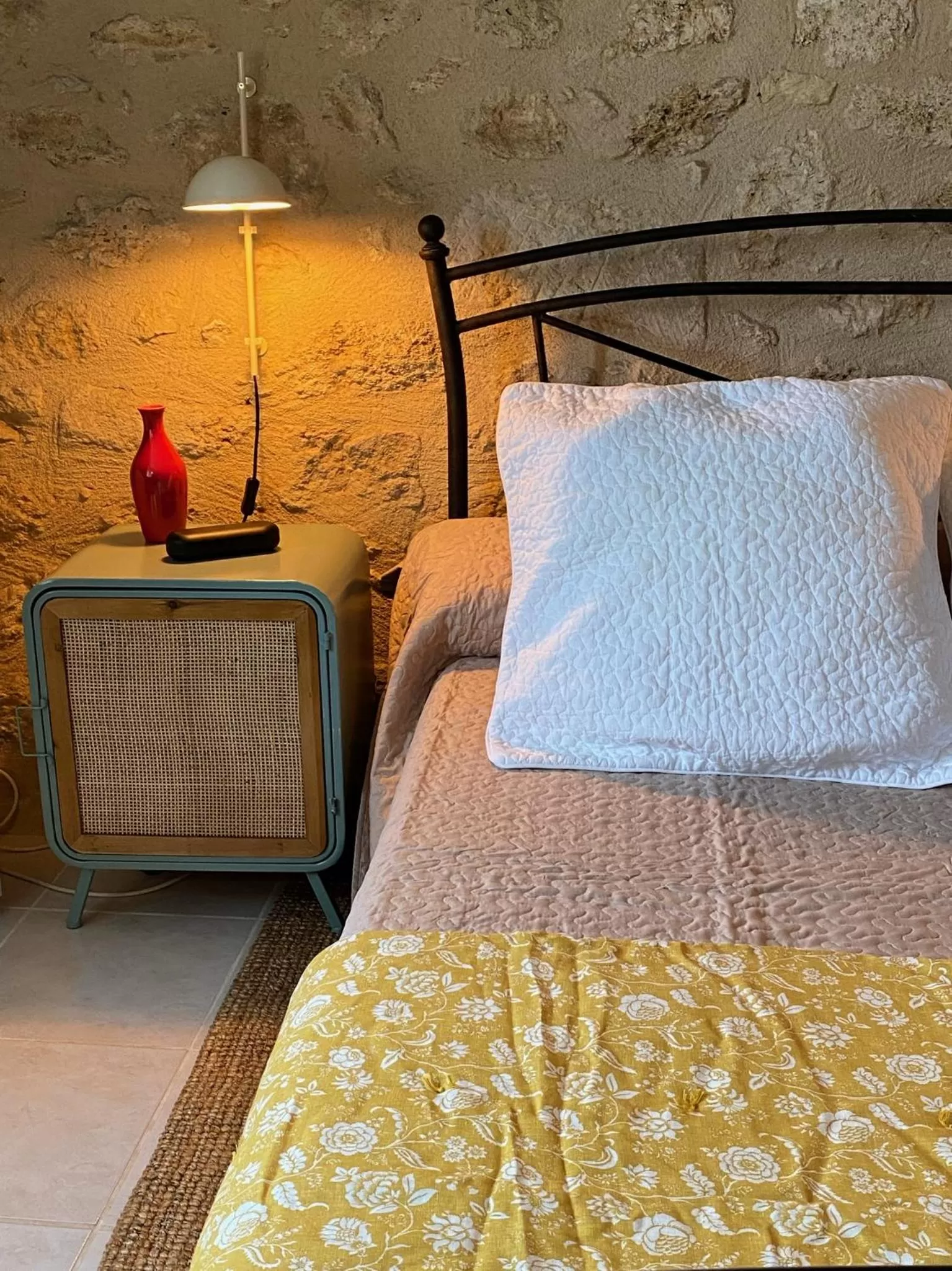 Bed in Le Prieuré de Saint Pierre