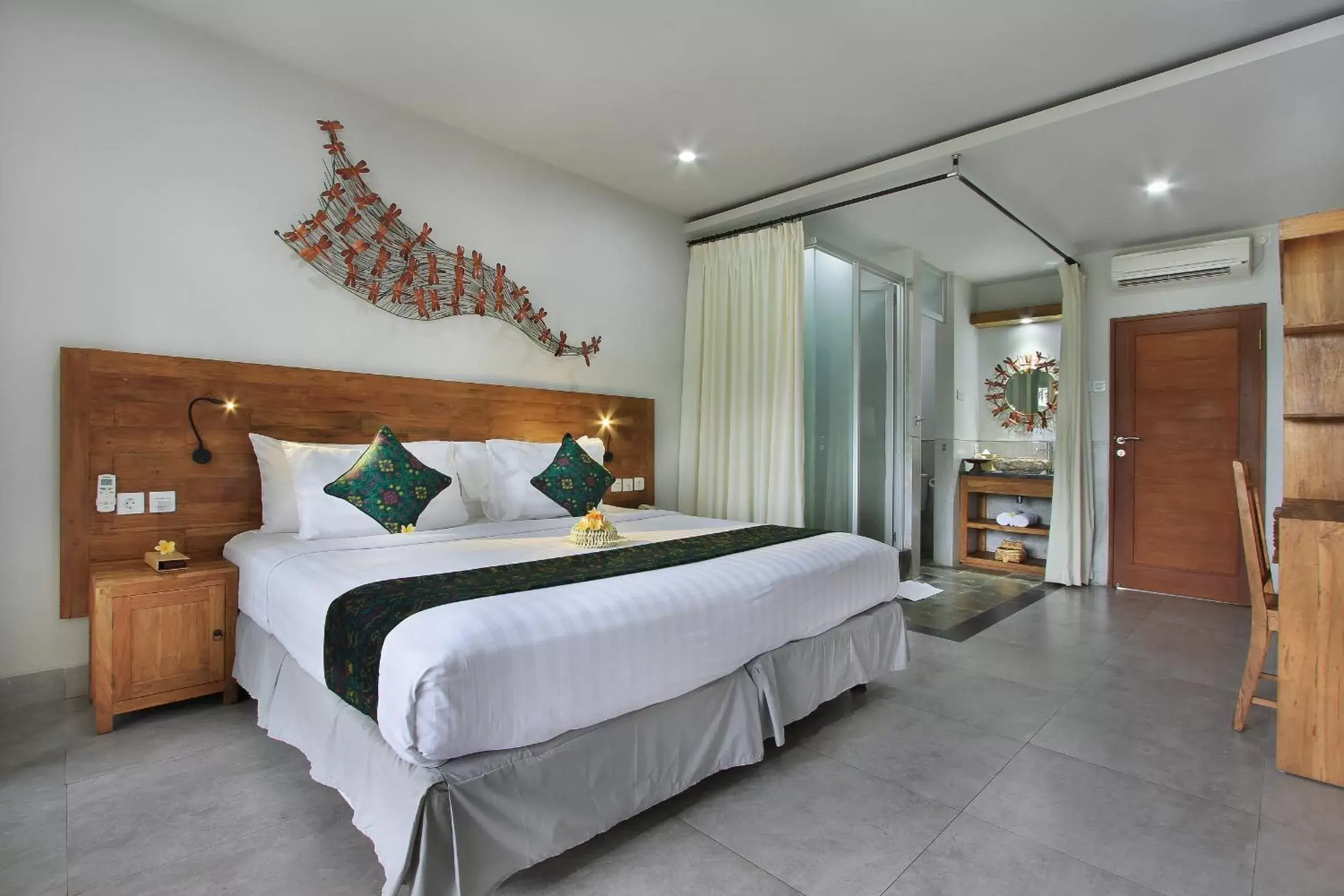 Bathroom, Bed in Bucu View Resort