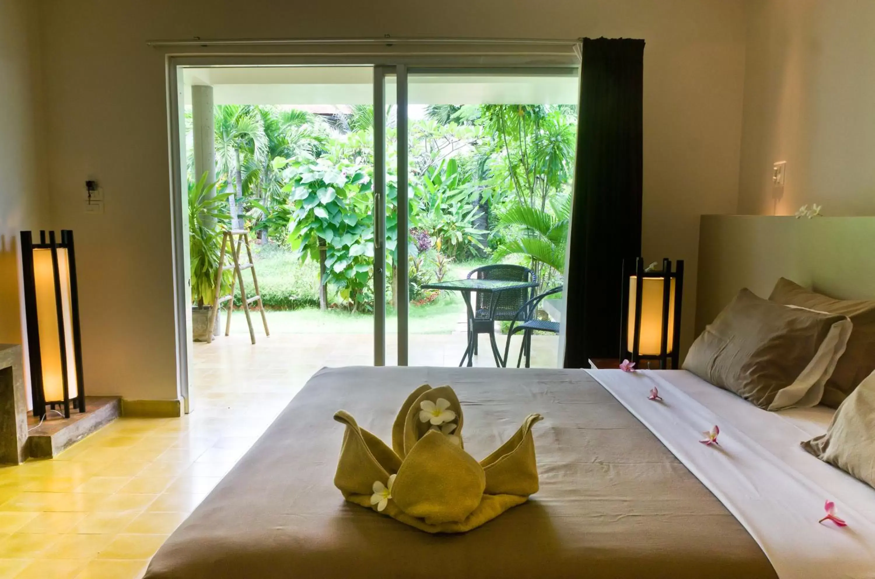 Bedroom in Battambang Resort