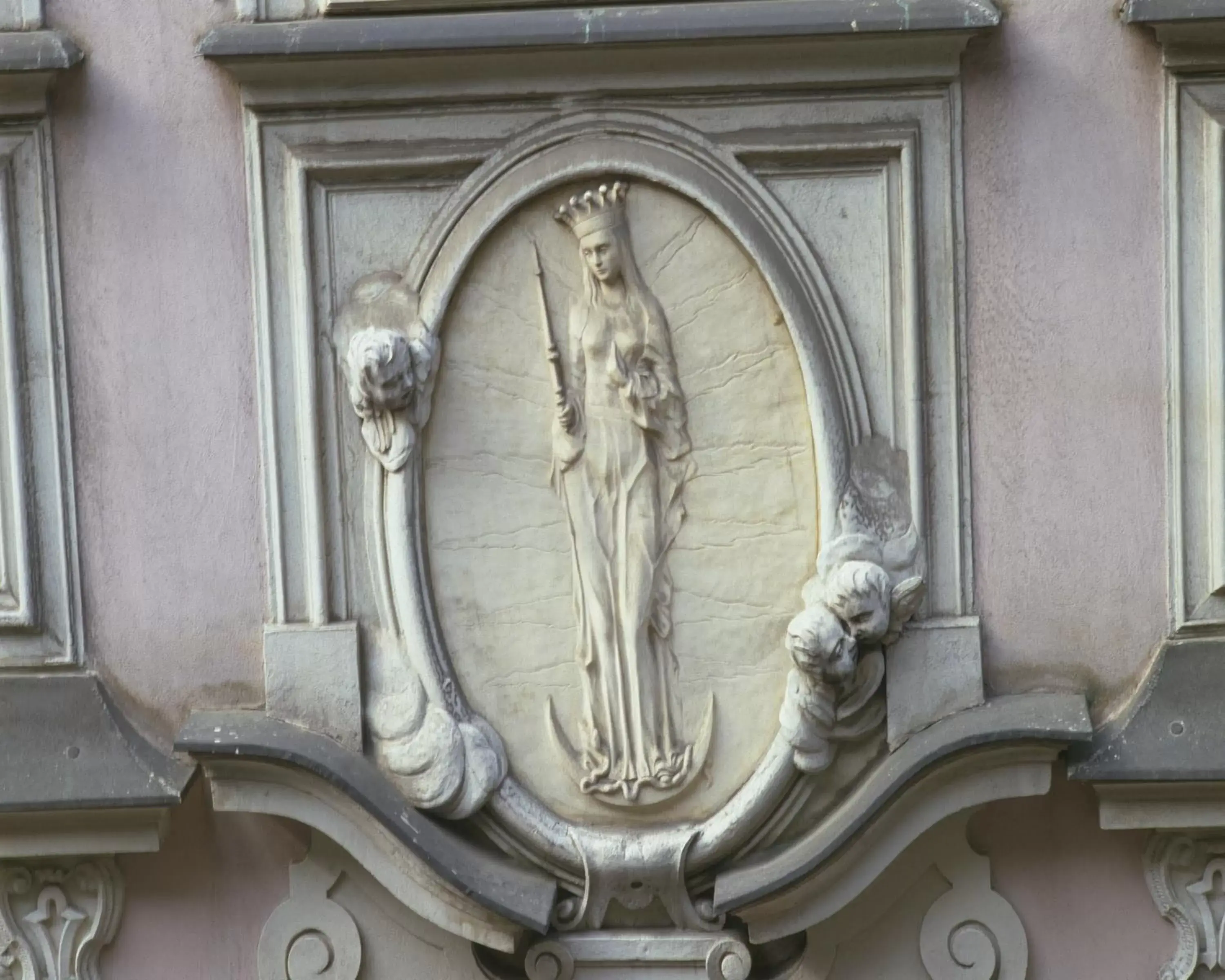 Facade/entrance in Schlosshotel Römischer Kaiser