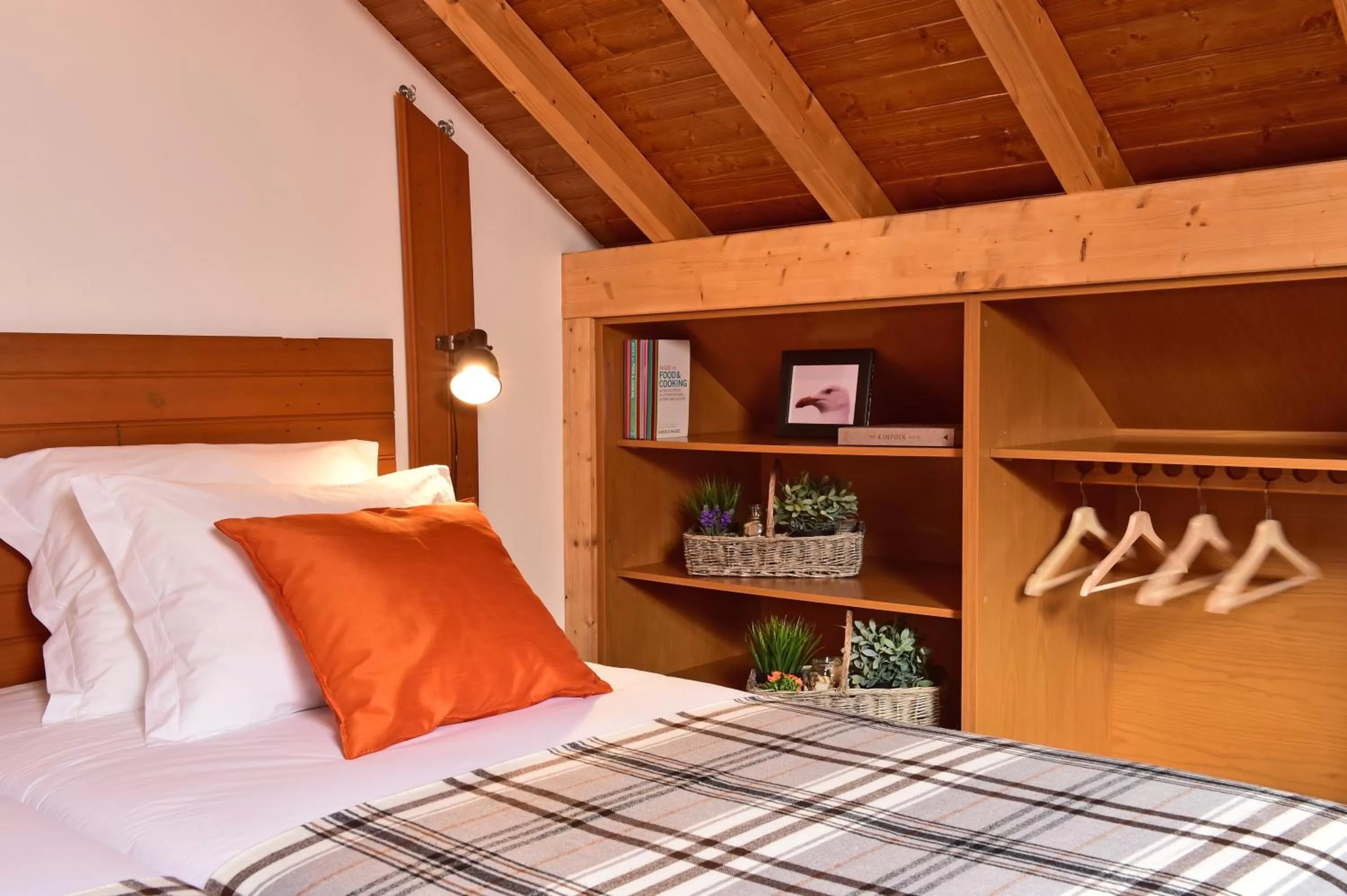 Bedroom, Bed in Mercearia D'Alegria Boutique B&B