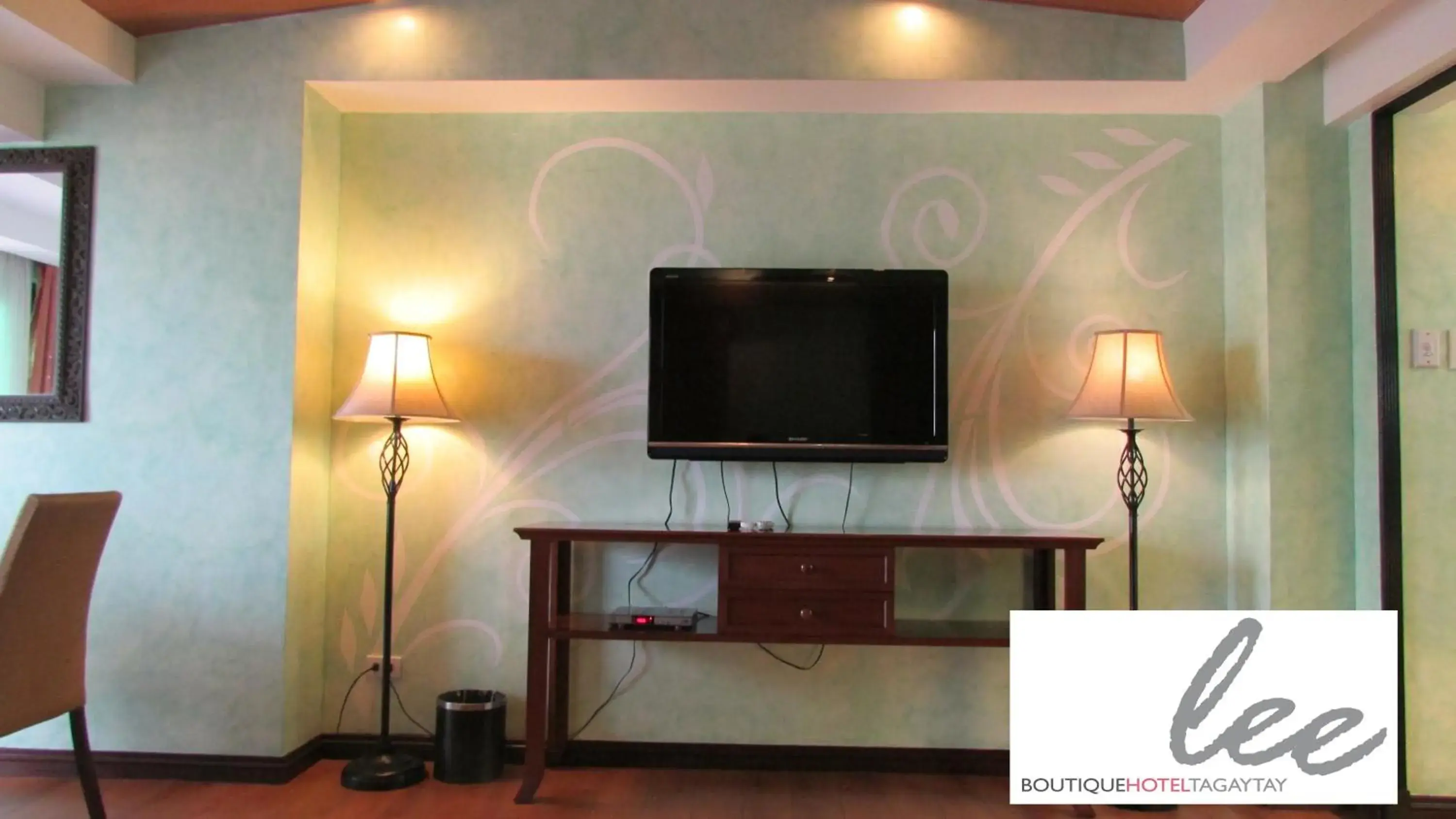 Living room, TV/Entertainment Center in Lee Boutique Hotel Tagaytay