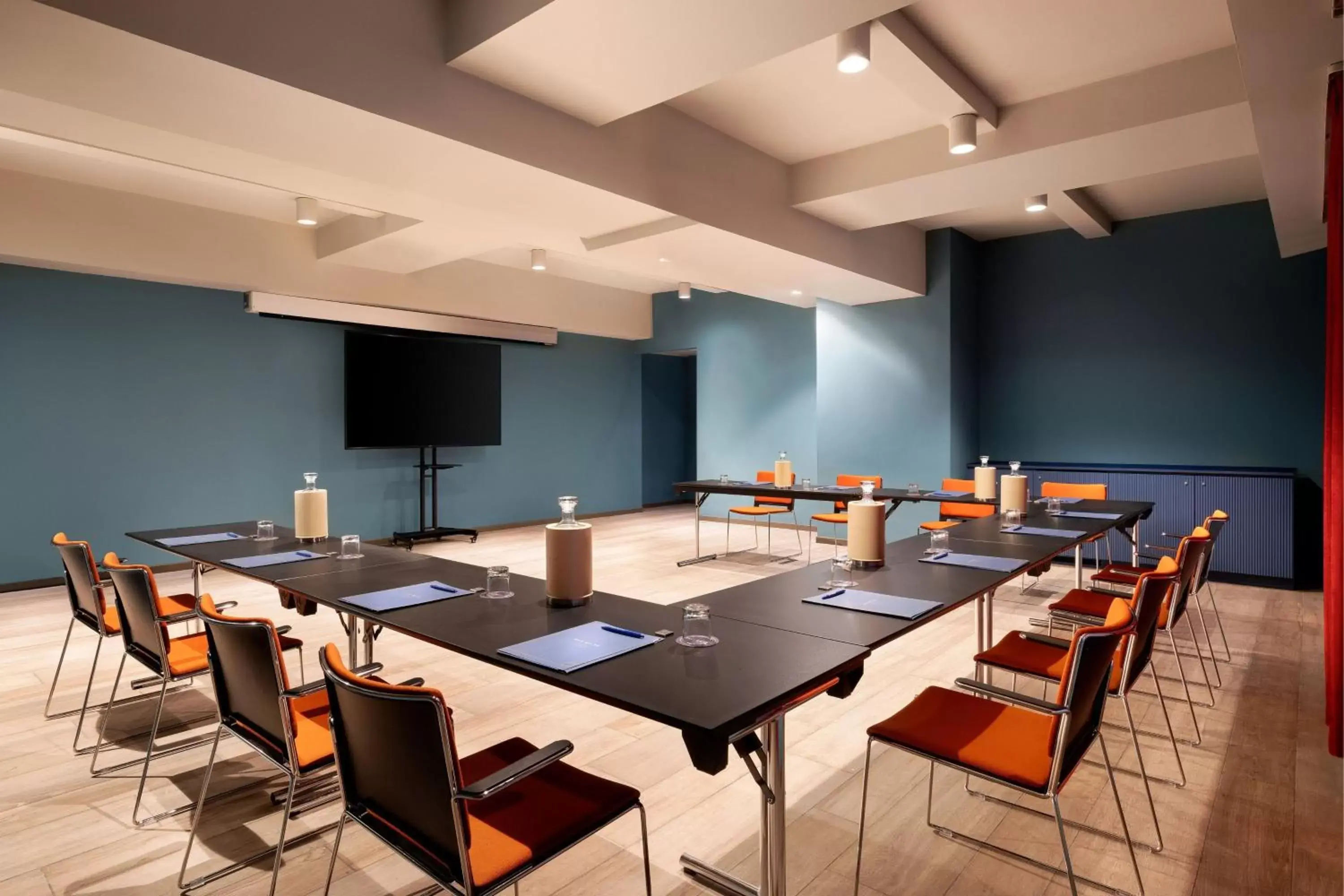 Meeting/conference room in Duo Milan Porta Nuova, a Tribute Portfolio Hotel