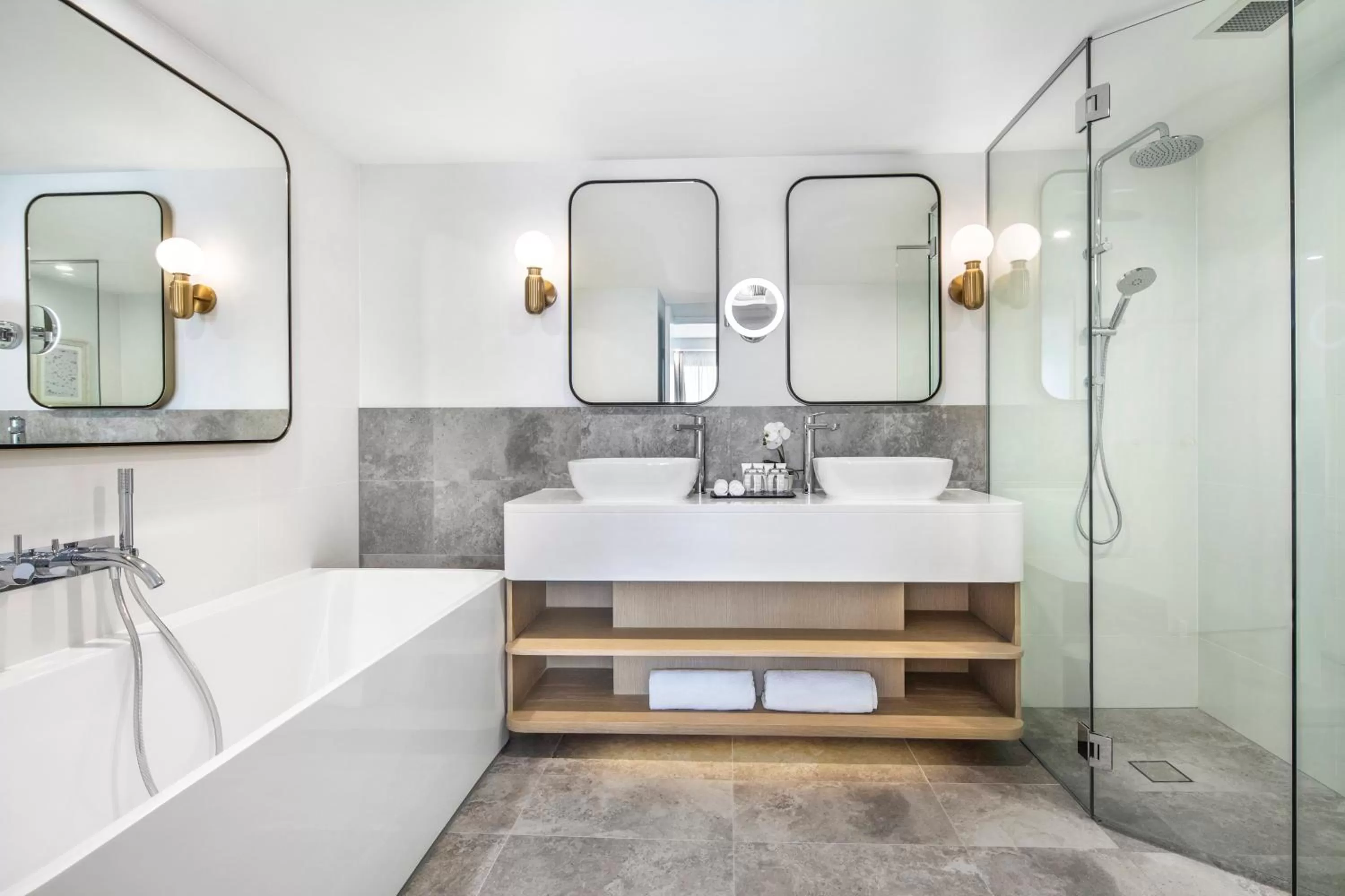 Bathroom in Crowne Plaza Sydney Coogee Beach by IHG