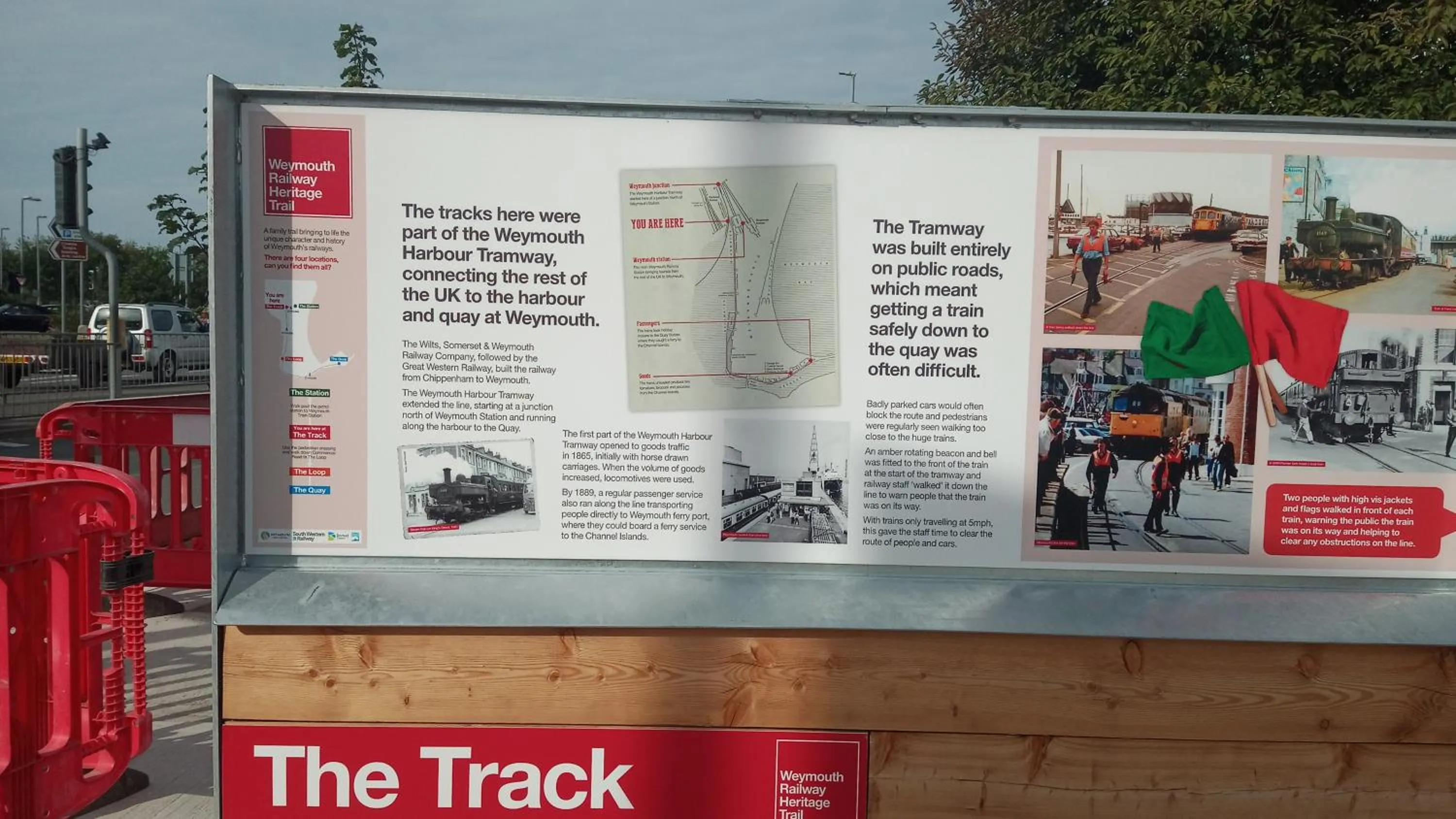 Logo/Certificate/Sign in The Wilton Weymouth