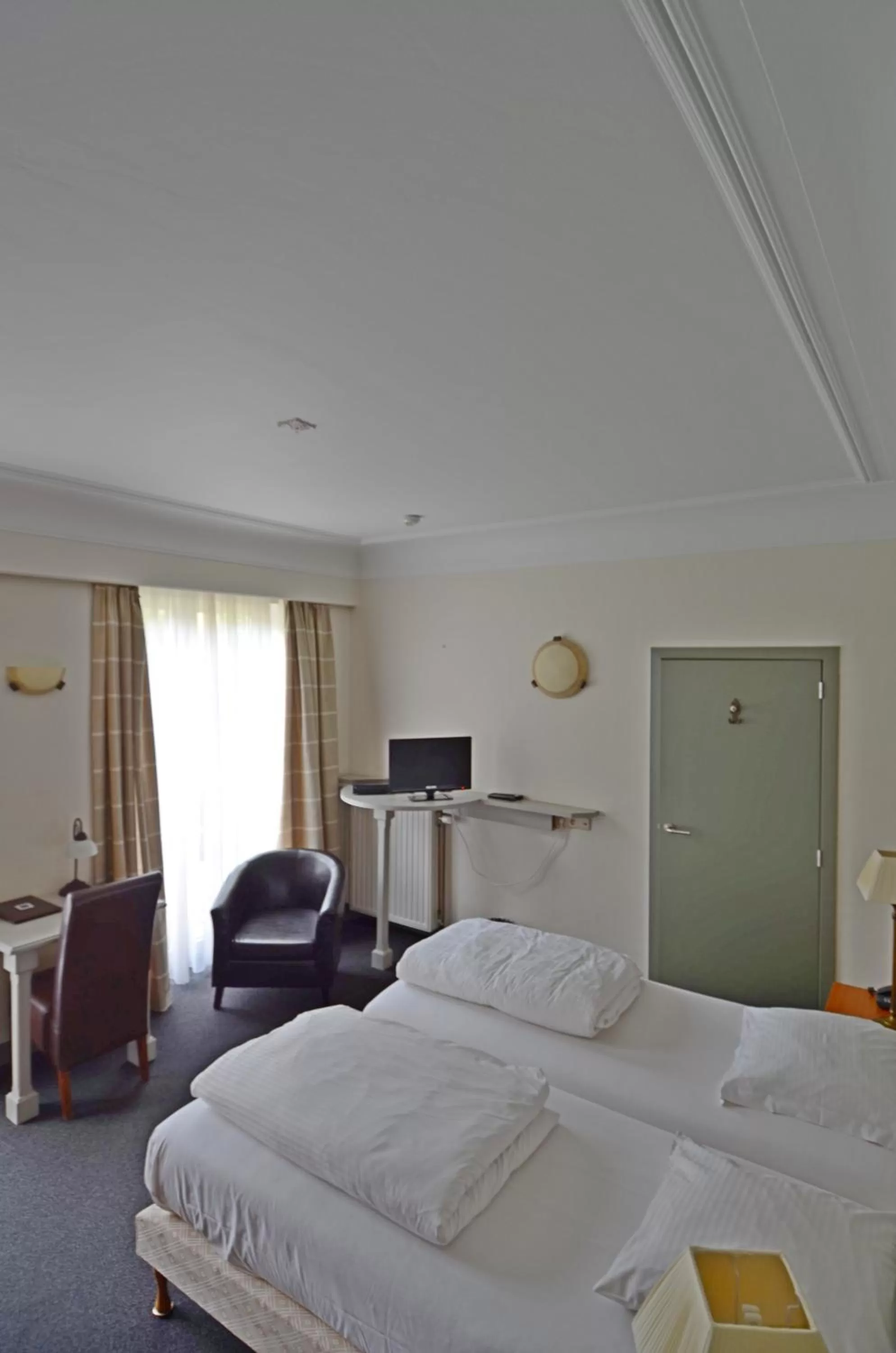 Day, Bed in Hotel Malcot