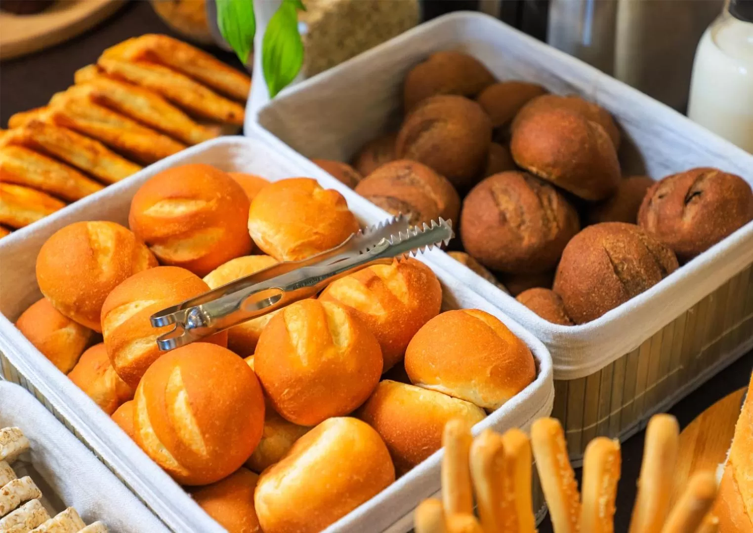 Restaurant/places to eat in Dave Hotel Yerevan