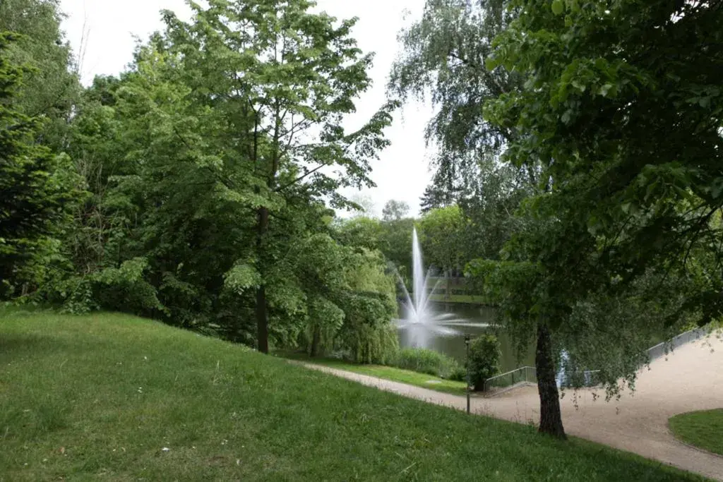 Area and facilities, Garden in Parkhotel Altes Kaffeehaus