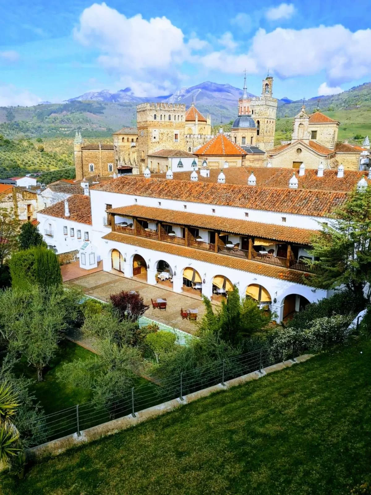 Garden view in Parador de Guadalupe