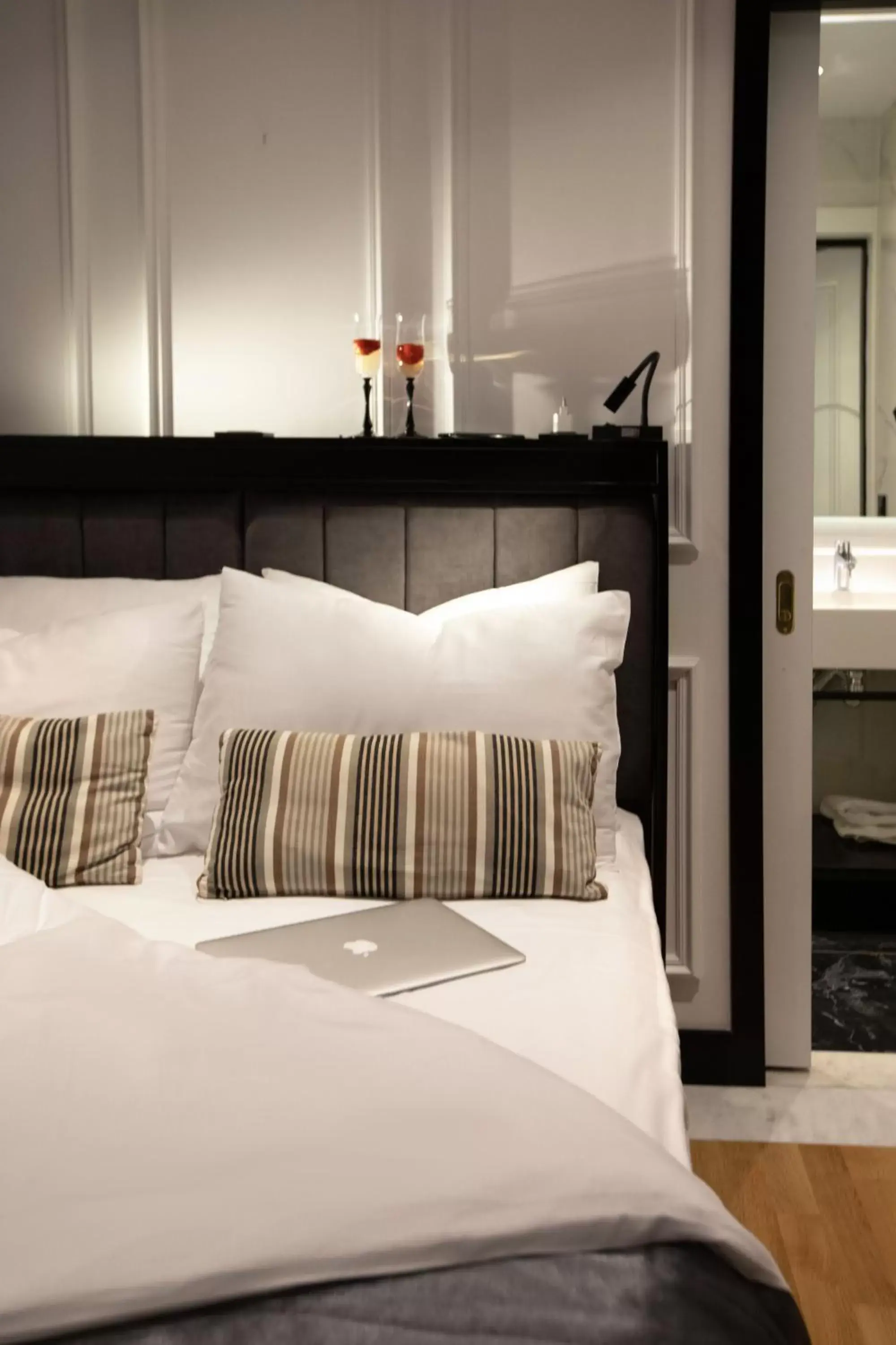 Decorative detail, Bed in The Trinity Hotel Taksim - Special Category Decorative detail, Bed in The Trinity Hotel Taksim - Special Category